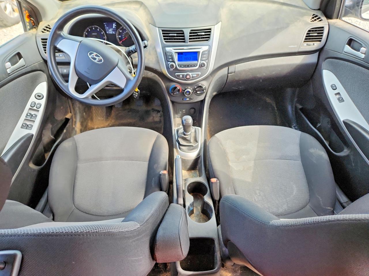 2014 Hyundai Accent Gs Silver vin: KMHCT5AE2EU189712