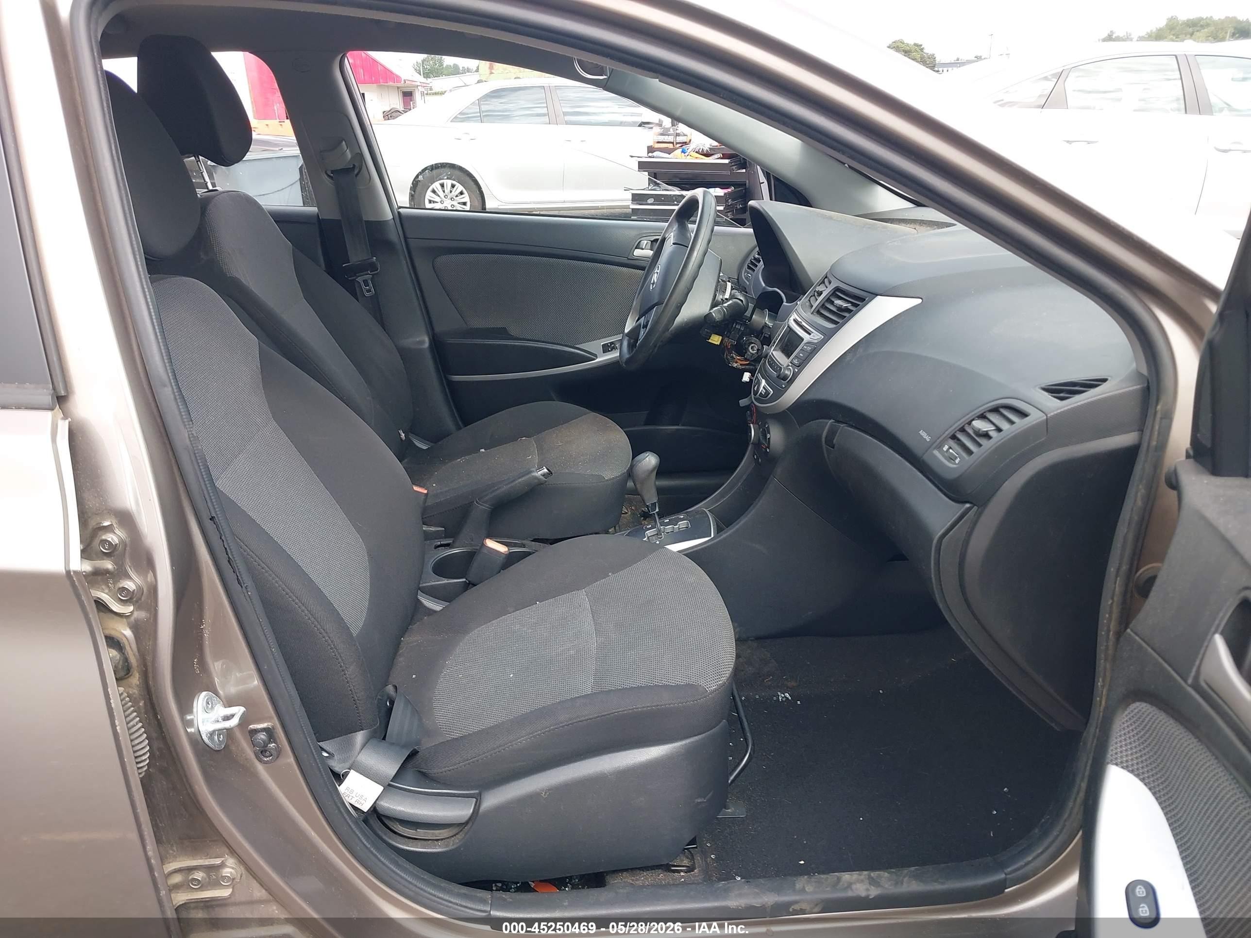 2014 Hyundai Accent Gs Gray vin: KMHCT5AE2EU189872