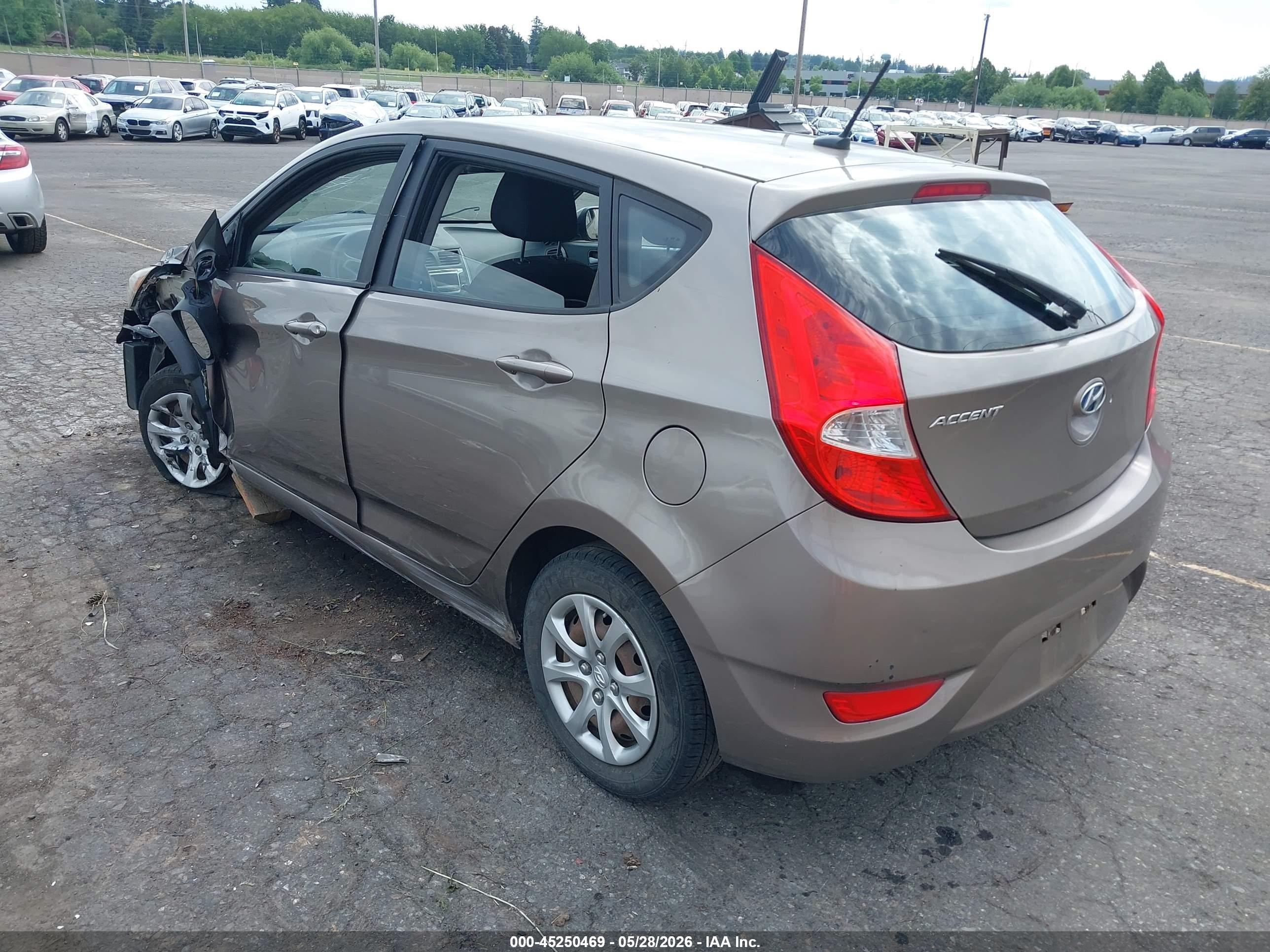 2014 Hyundai Accent Gs Gray vin: KMHCT5AE2EU189872