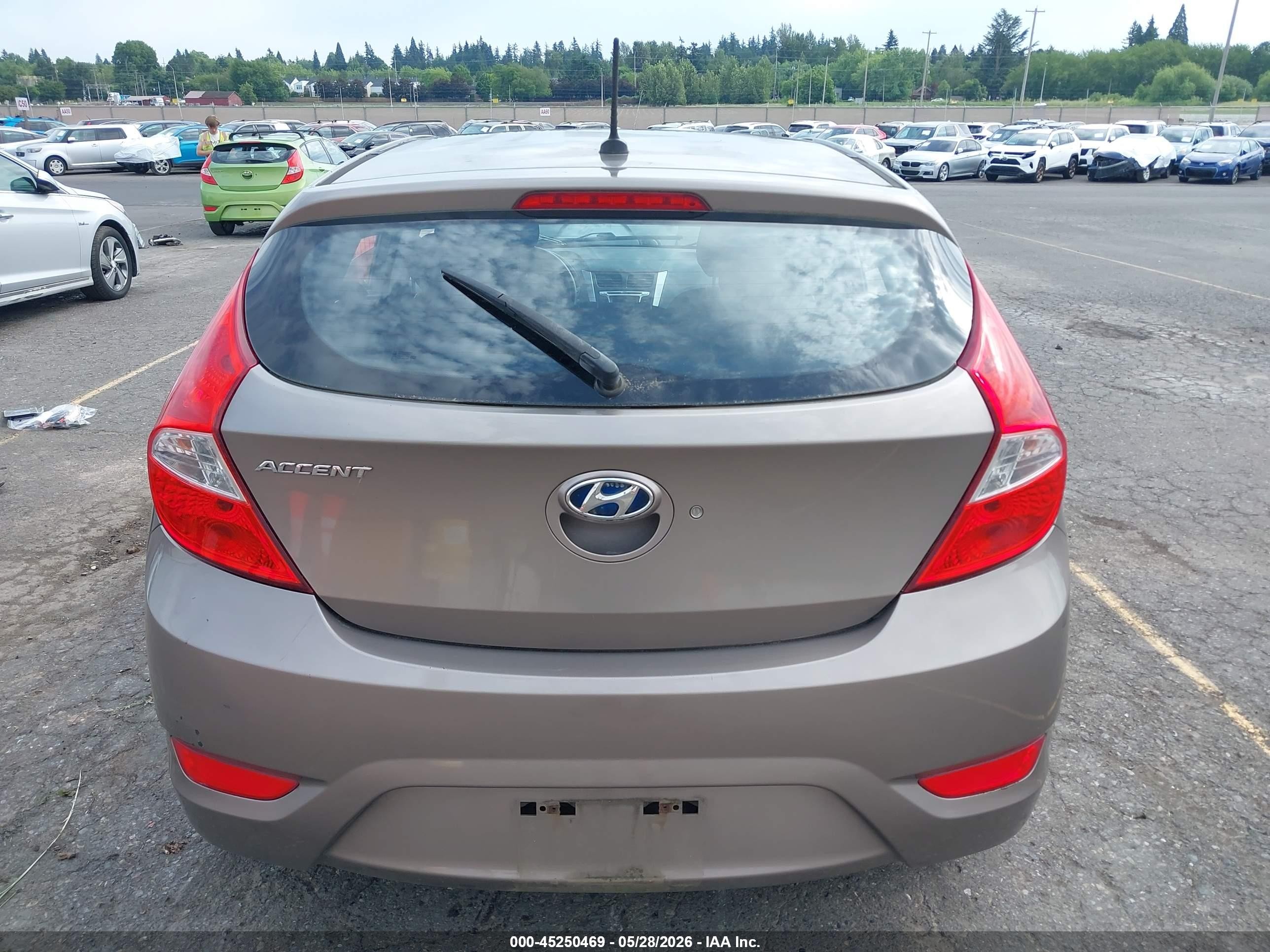 2014 Hyundai Accent Gs Gray vin: KMHCT5AE2EU189872
