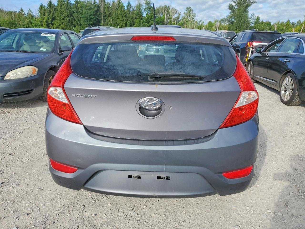 2015 Hyundai Accent Gs Silver vin: KMHCT5AE2FU205005
