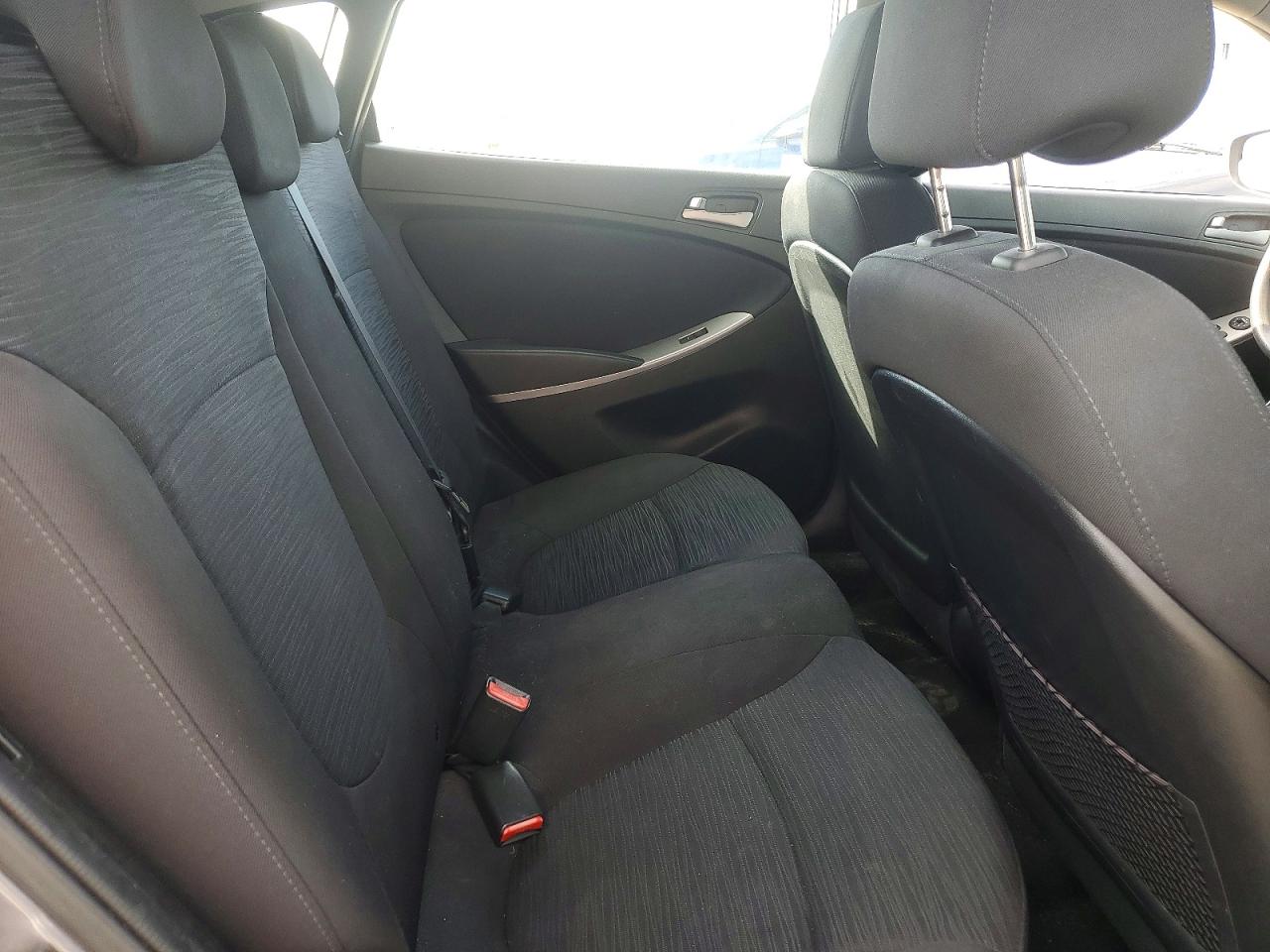 2015 Hyundai Accent Gs Silver vin: KMHCT5AE2FU205005