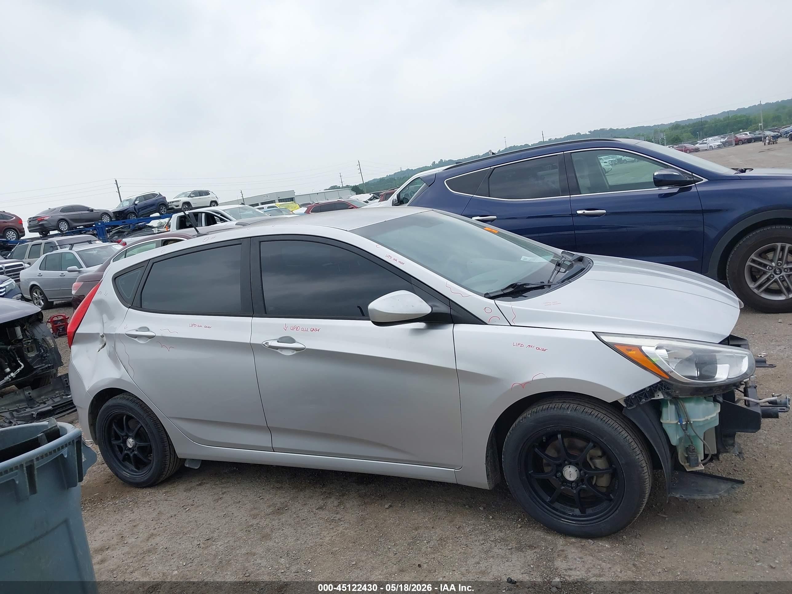 2015 Hyundai Accent Gs Silver vin: KMHCT5AE2FU212584