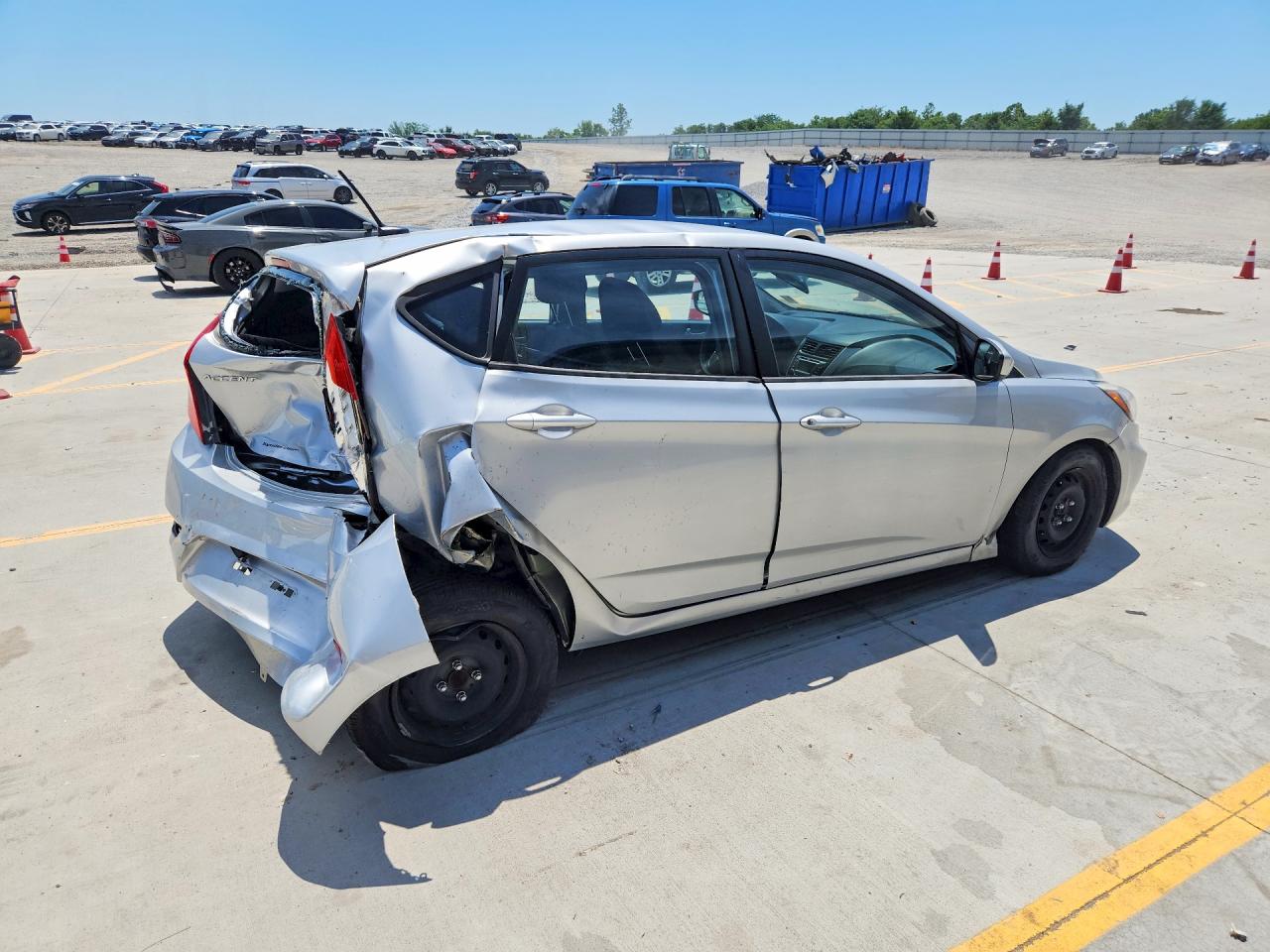 2015 Hyundai Accent Gs Silver vin: KMHCT5AE2FU213346