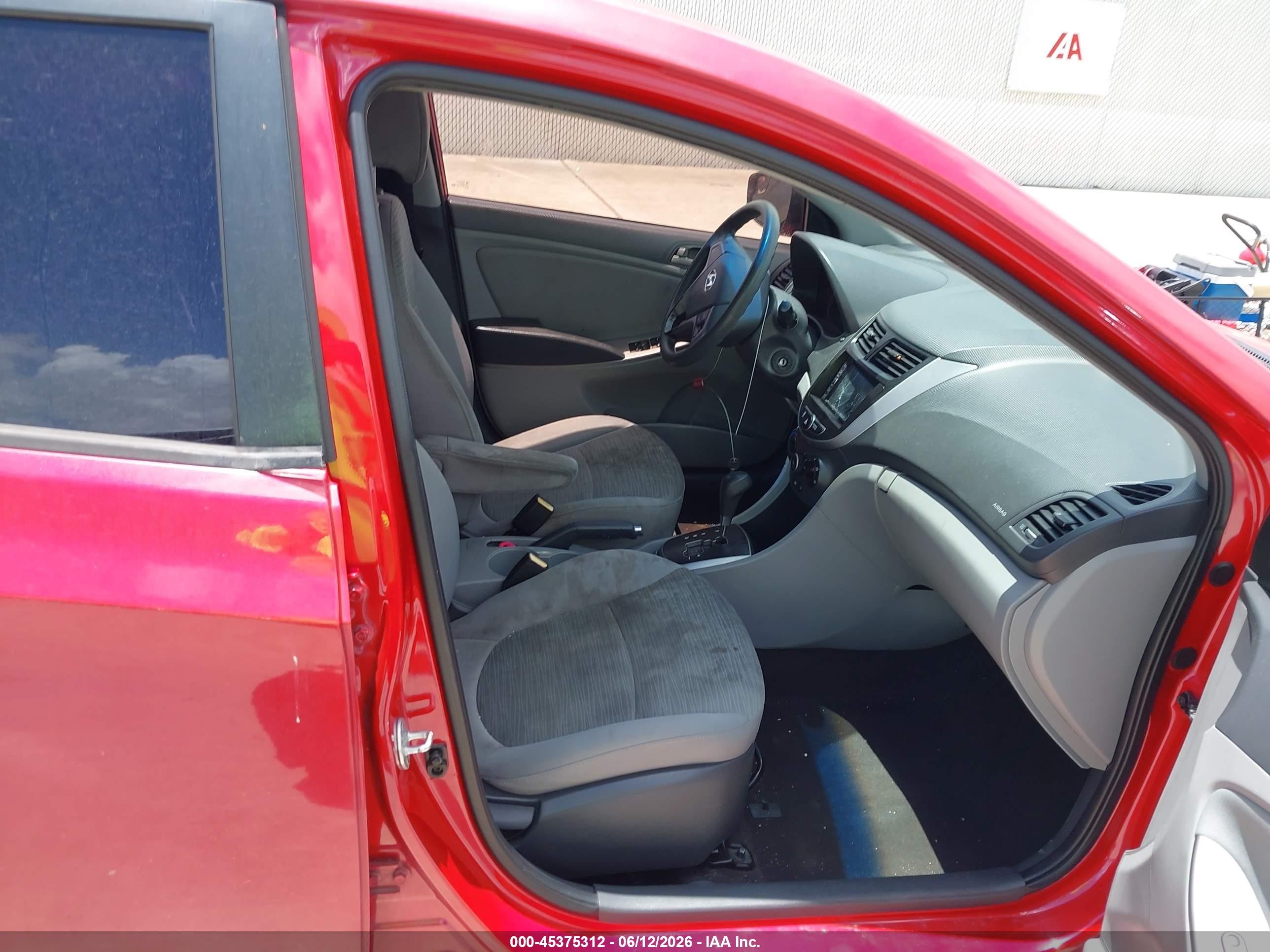 2015 Hyundai Accent Gs Красный vin: KMHCT5AE2FU213654