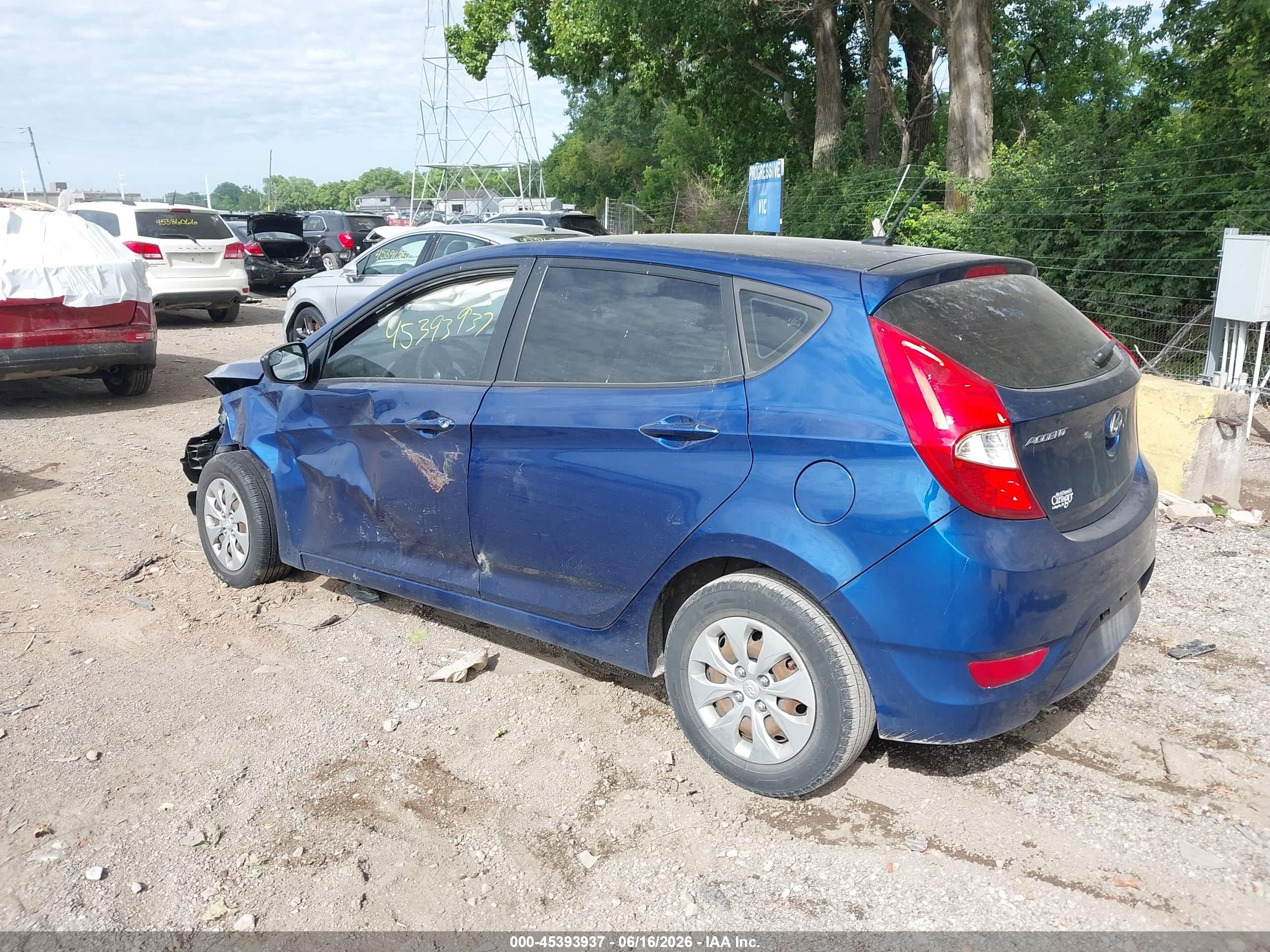 2015 Hyundai Accent Gs Blue vin: KMHCT5AE2FU228378