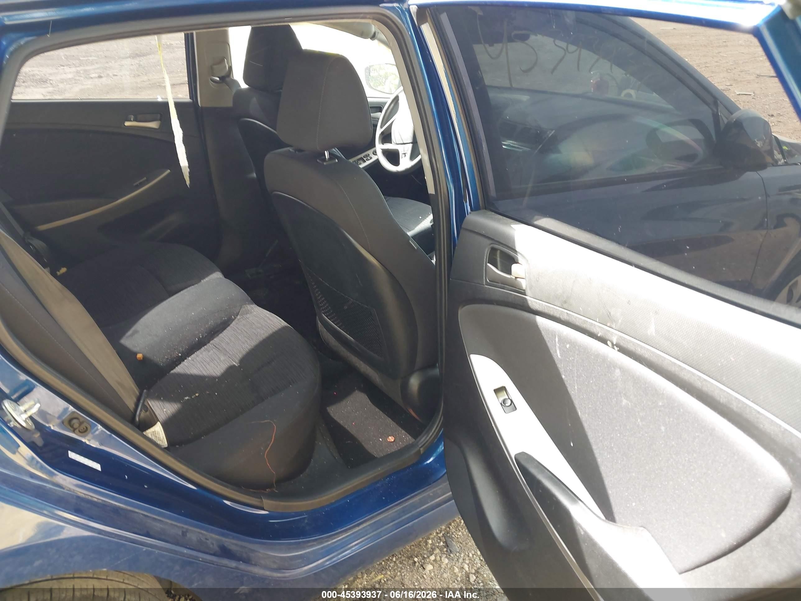 2015 Hyundai Accent Gs Blue vin: KMHCT5AE2FU228378