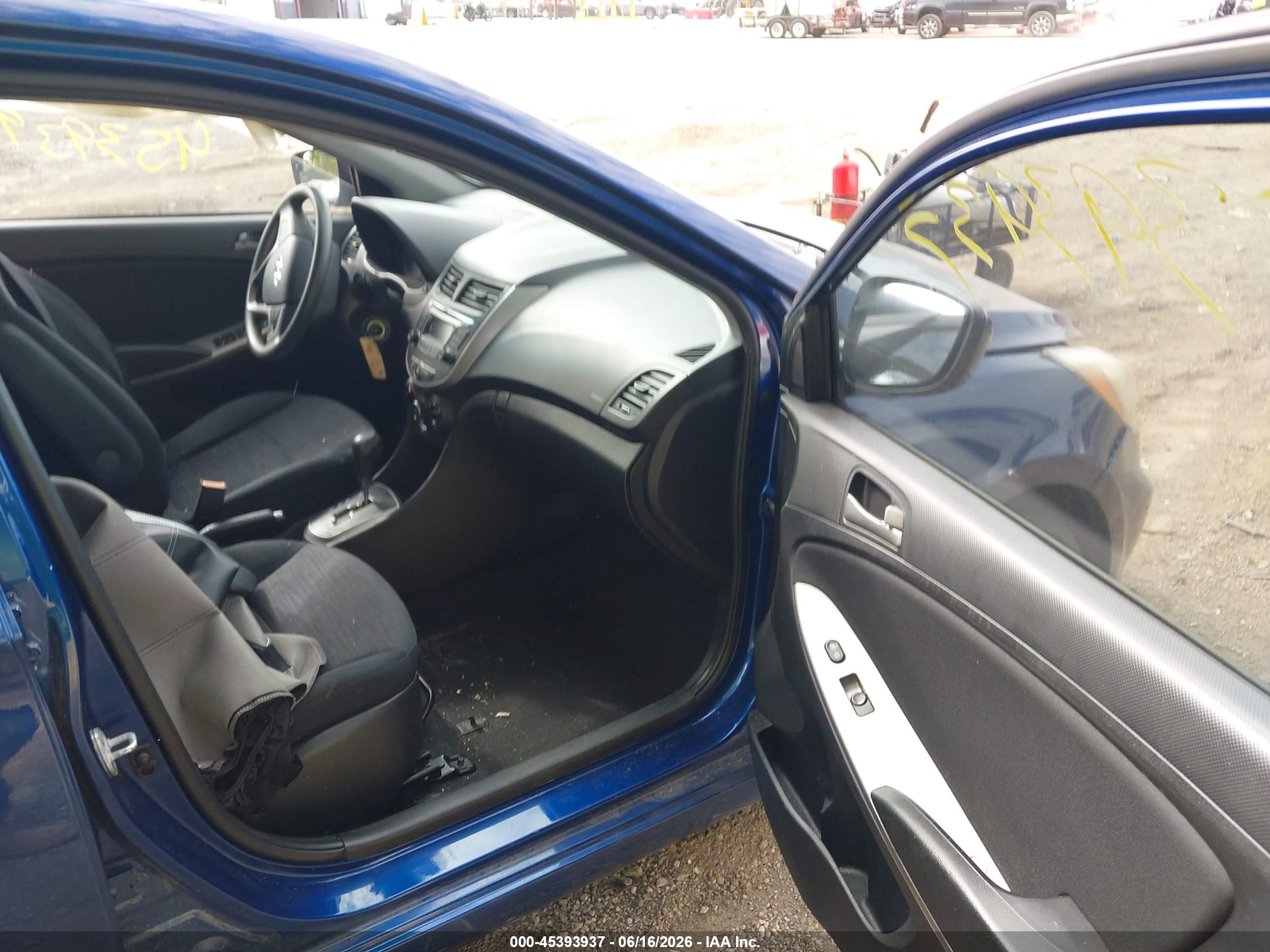 2015 Hyundai Accent Gs Blue vin: KMHCT5AE2FU228378