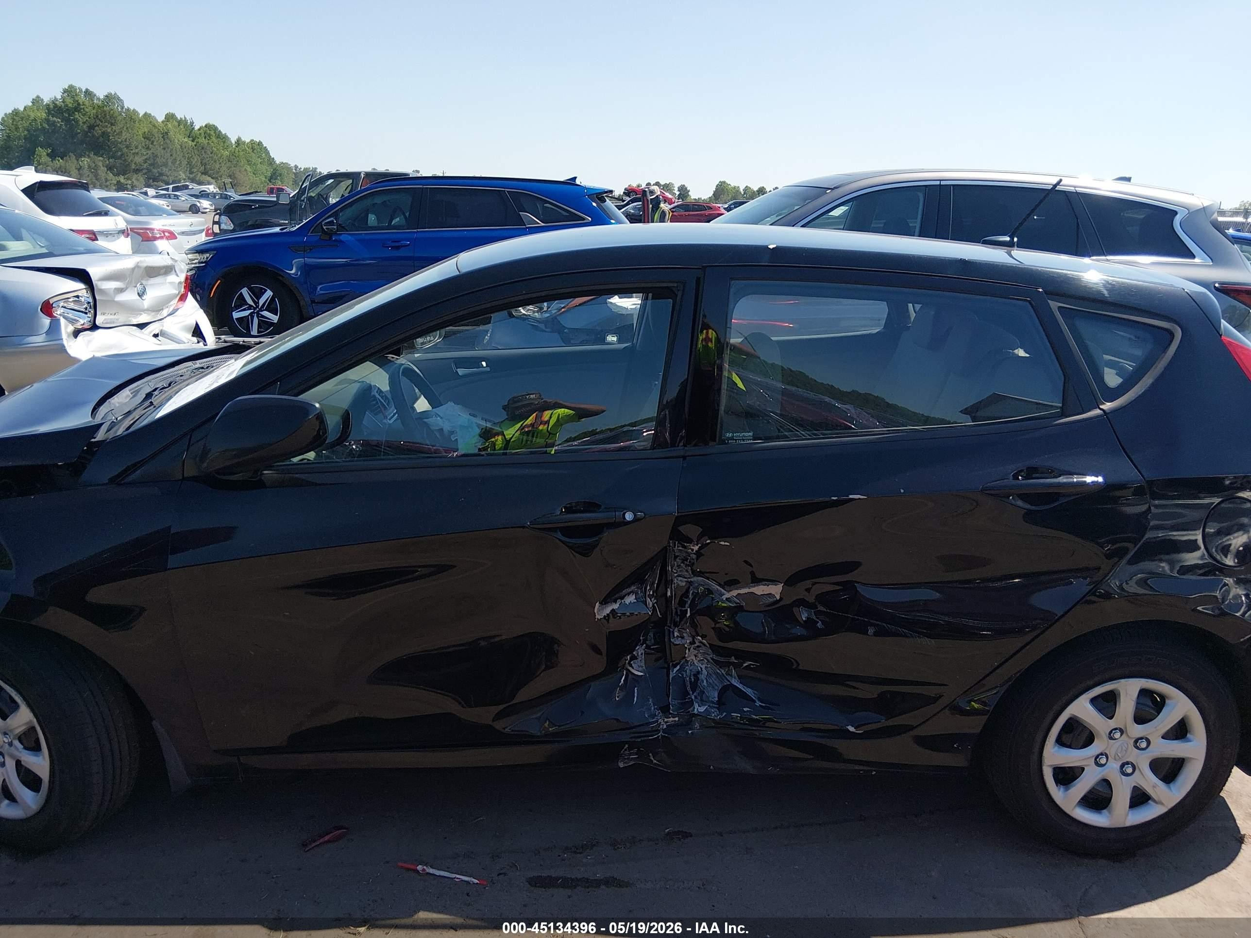 2012 Hyundai Accent Gs Black vin: KMHCT5AE3CU021137