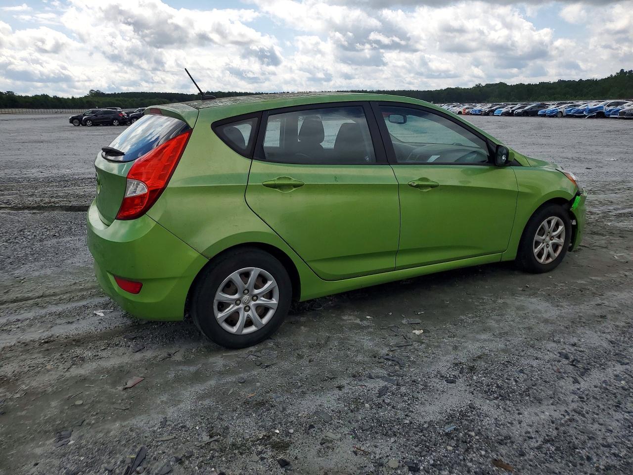 2013 Hyundai Accent Gs Green vin: KMHCT5AE3DU080027