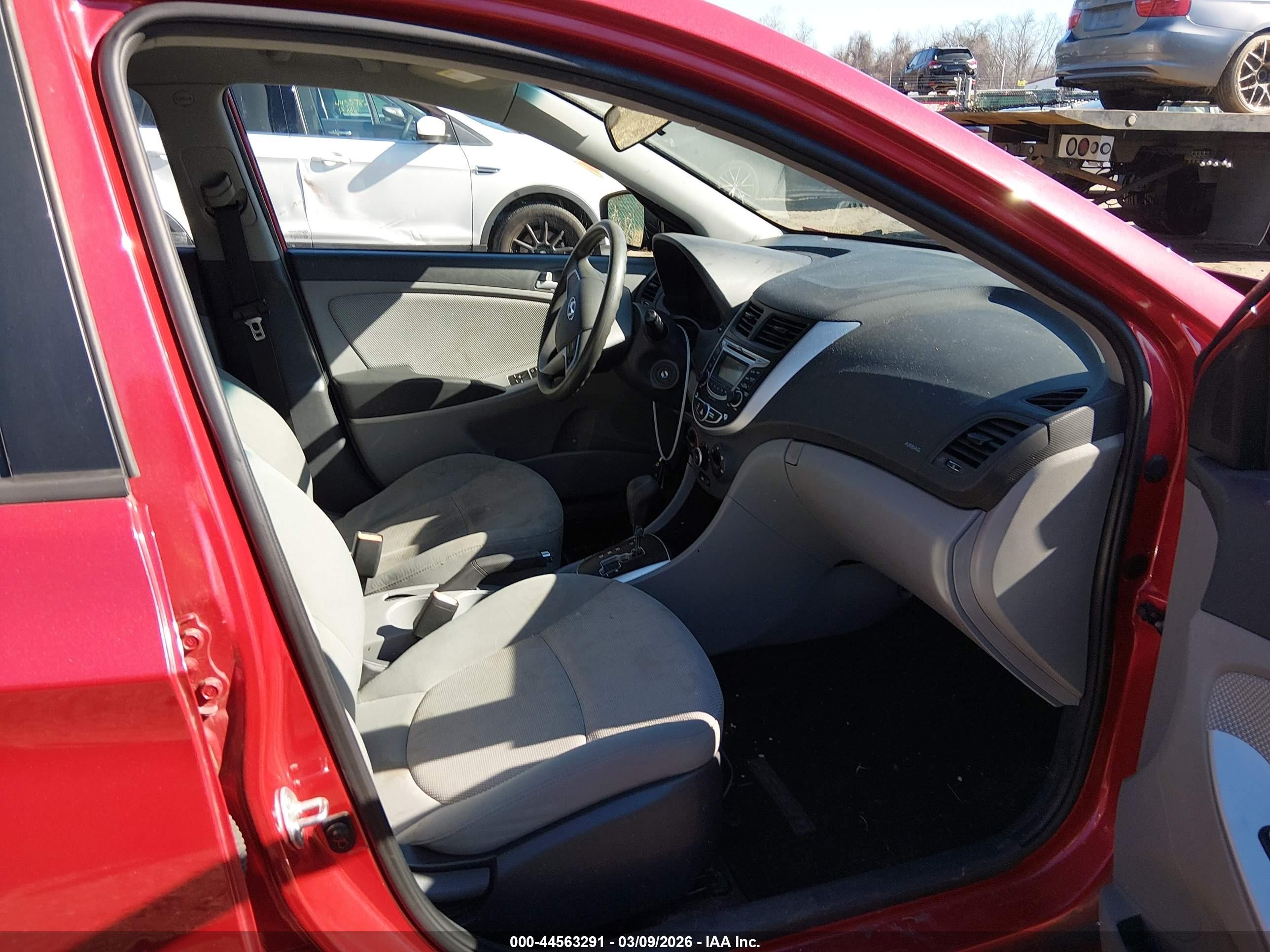 2013 Hyundai Accent Gs Red vin: KMHCT5AE3DU126178