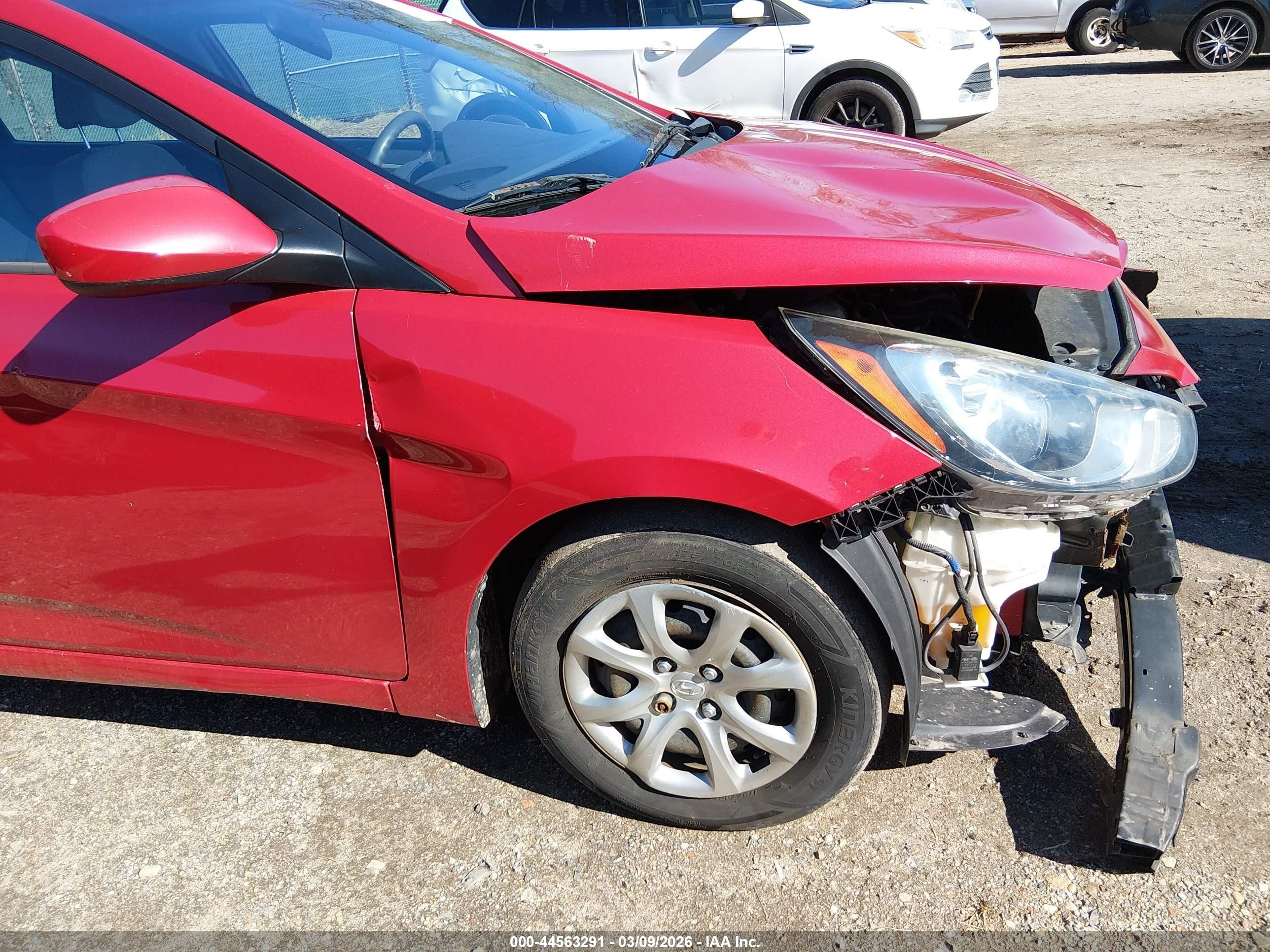 2013 Hyundai Accent Gs Red vin: KMHCT5AE3DU126178