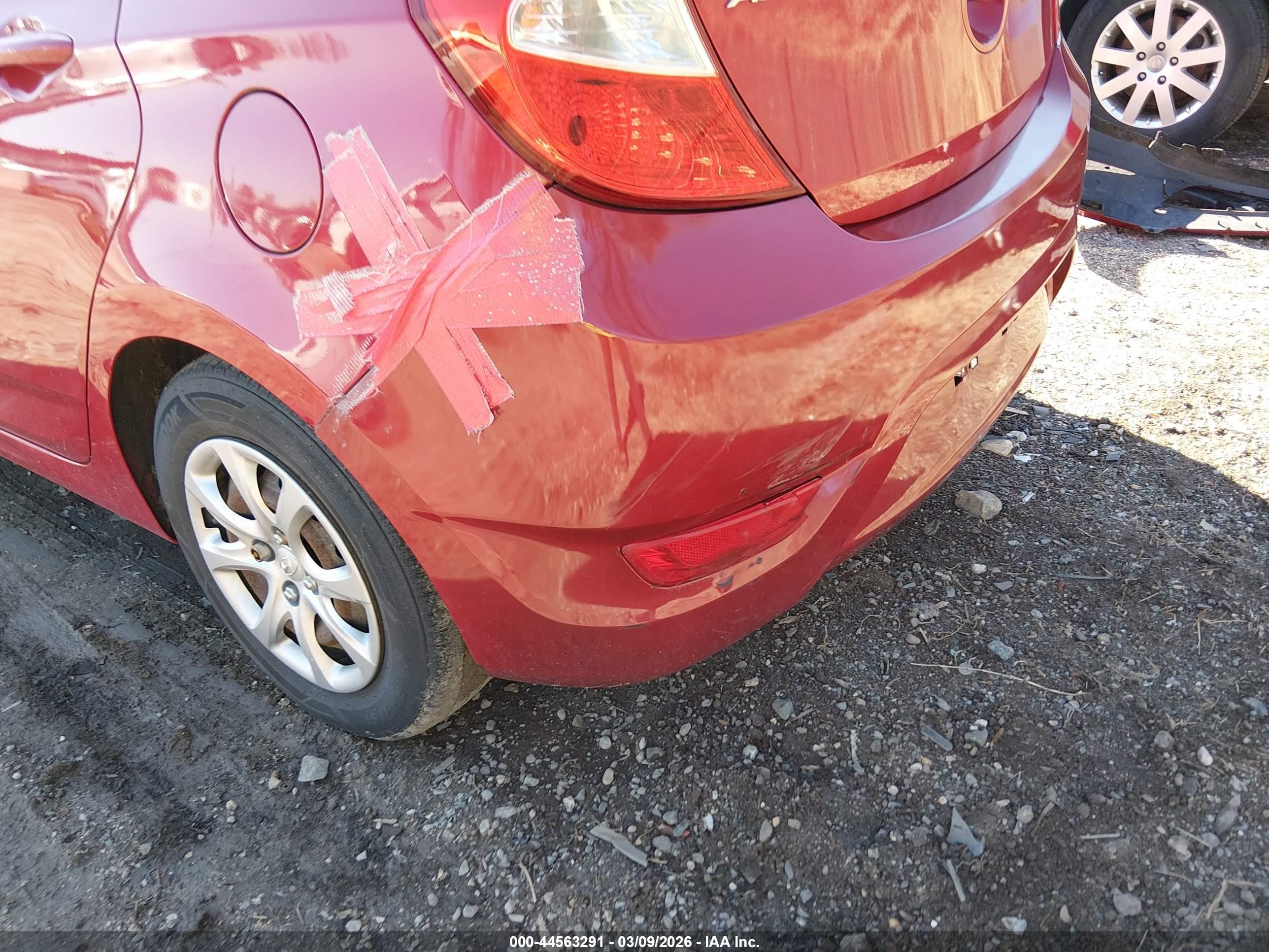 2013 Hyundai Accent Gs Red vin: KMHCT5AE3DU126178