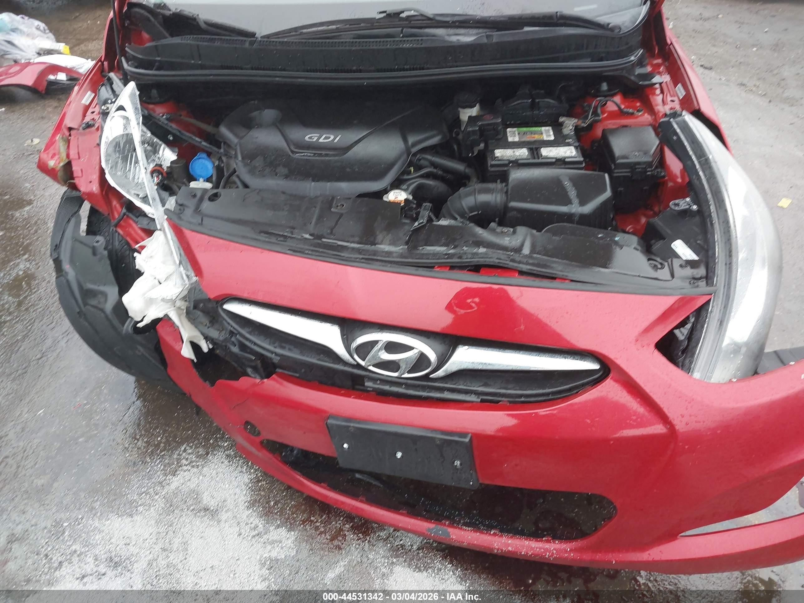 2013 Hyundai Accent Gs Red vin: KMHCT5AE3DU128805