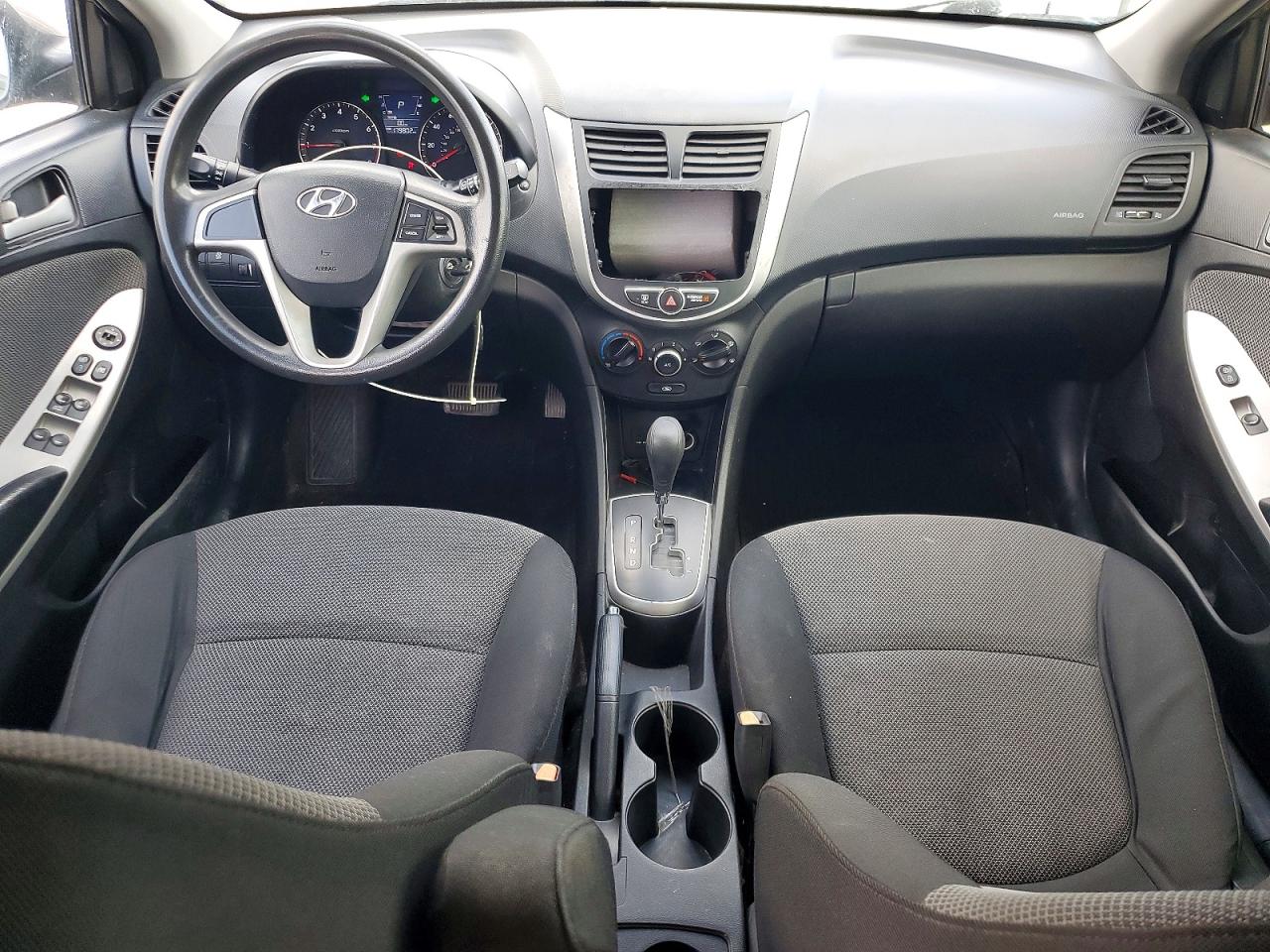 2013 Hyundai Accent Gs Tan vin: KMHCT5AE3DU138721