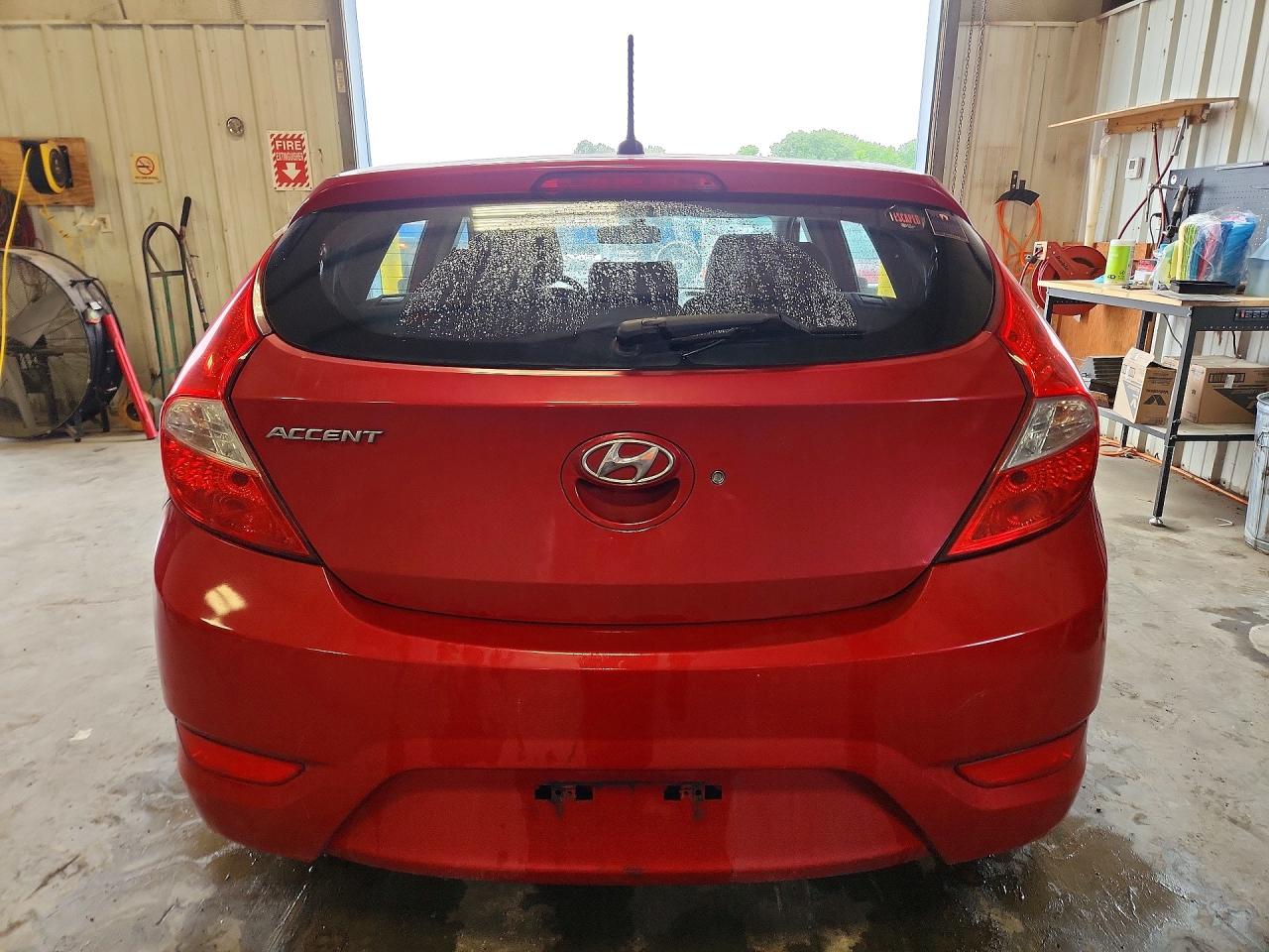 2014 Hyundai Accent Gs Red vin: KMHCT5AE3EU163023