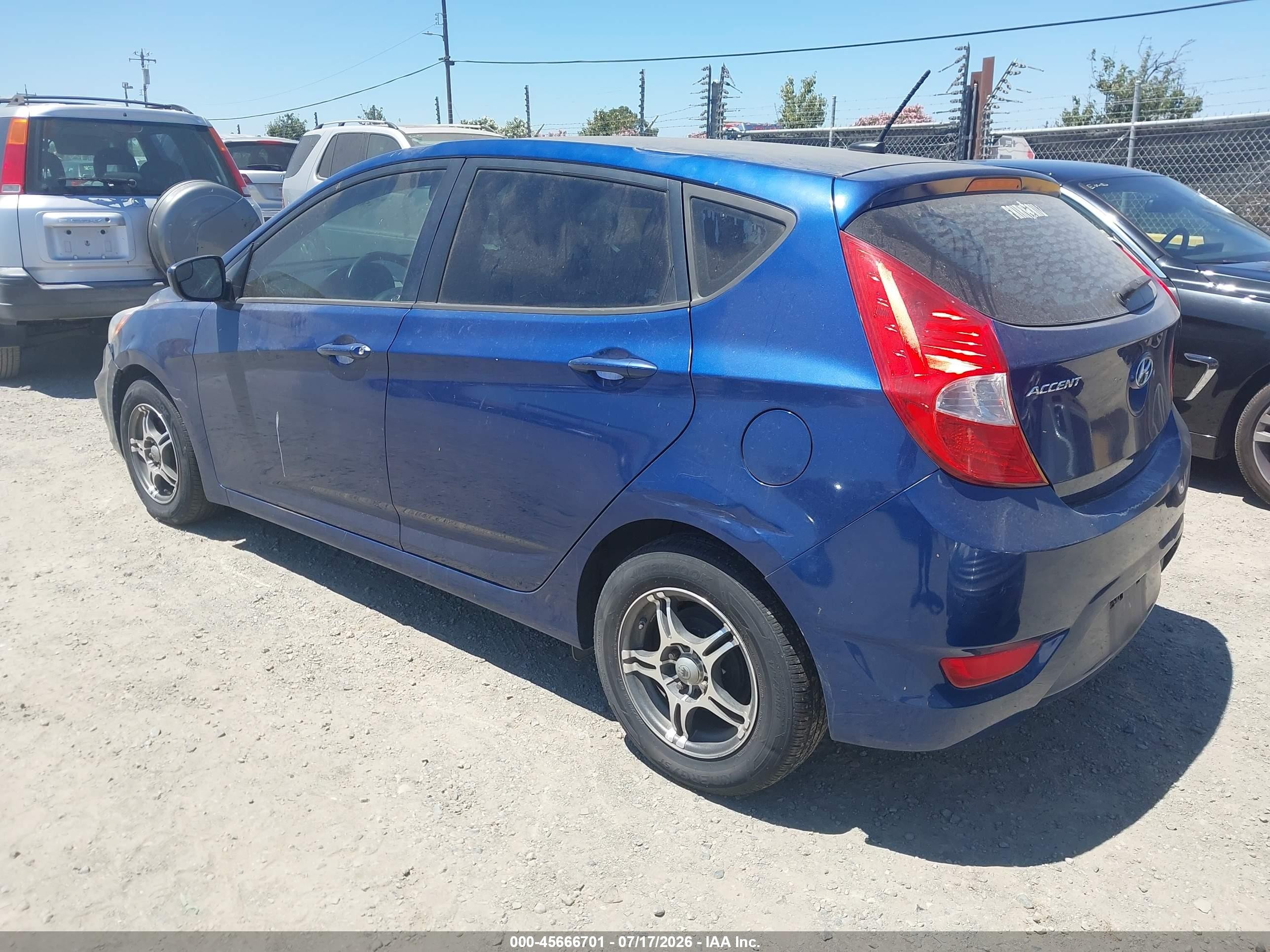 2015 Hyundai Accent Gs Blue vin: KMHCT5AE3FU206034