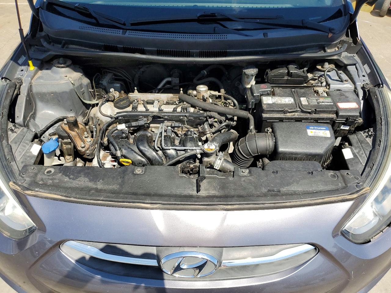 2015 Hyundai Accent Gs Silver vin: KMHCT5AE3FU230558
