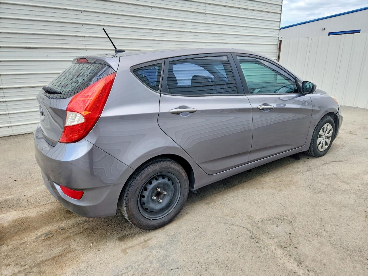 2015 Hyundai Accent Gs Gray vin: KMHCT5AE3FU231189