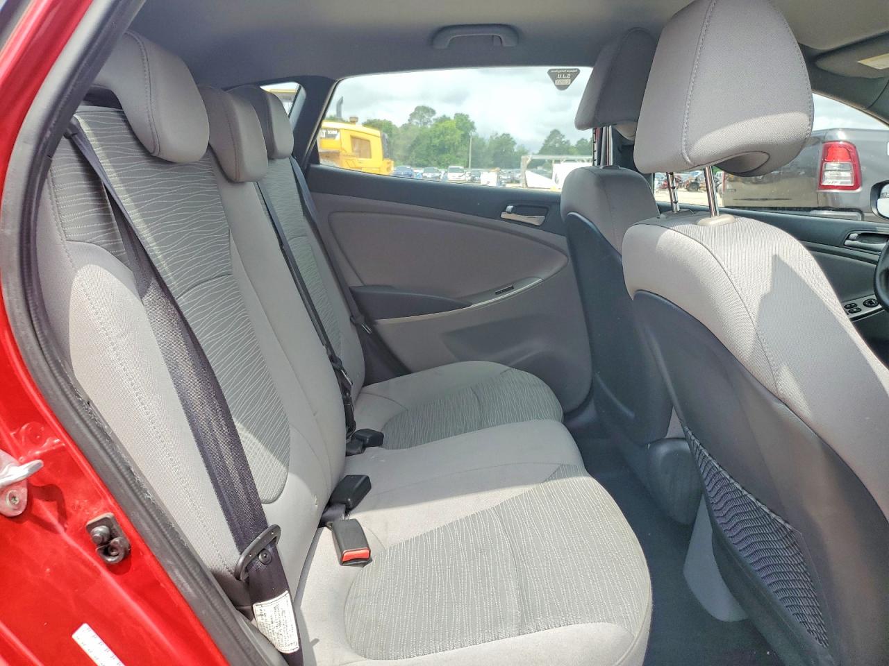 2016 Hyundai Accent Se Red vin: KMHCT5AE3GU253078