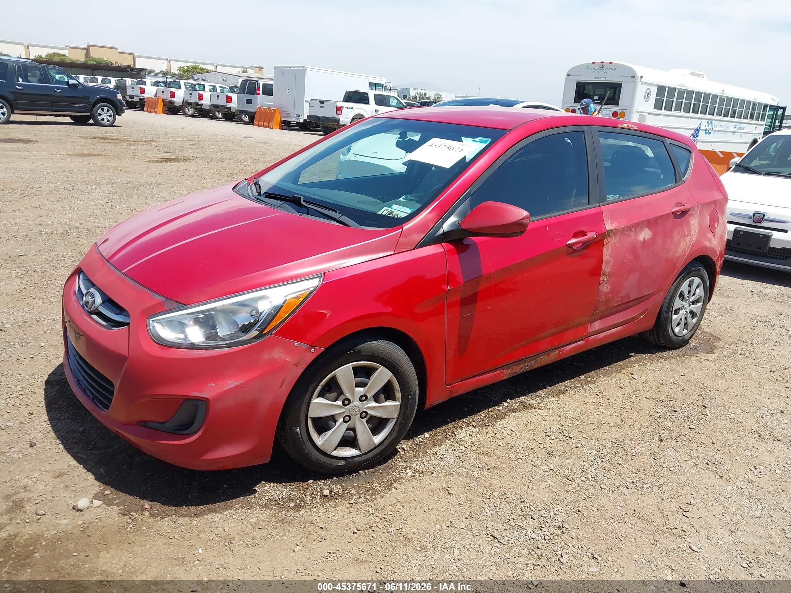 2017 Hyundai Accent Se Красный vin: KMHCT5AE3HU351660