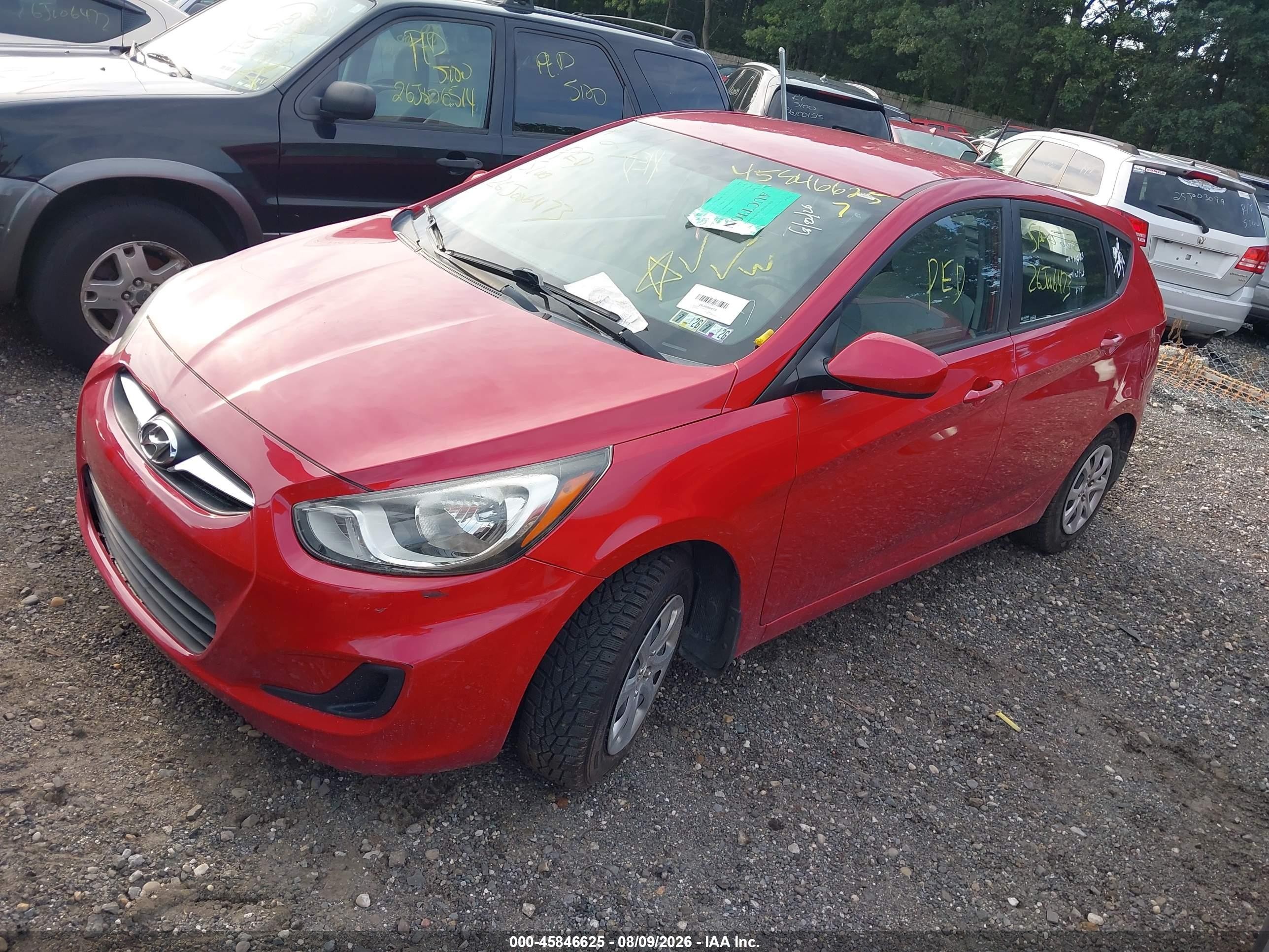2013 Hyundai Accent Gs Красный vin: KMHCT5AE4DU082353