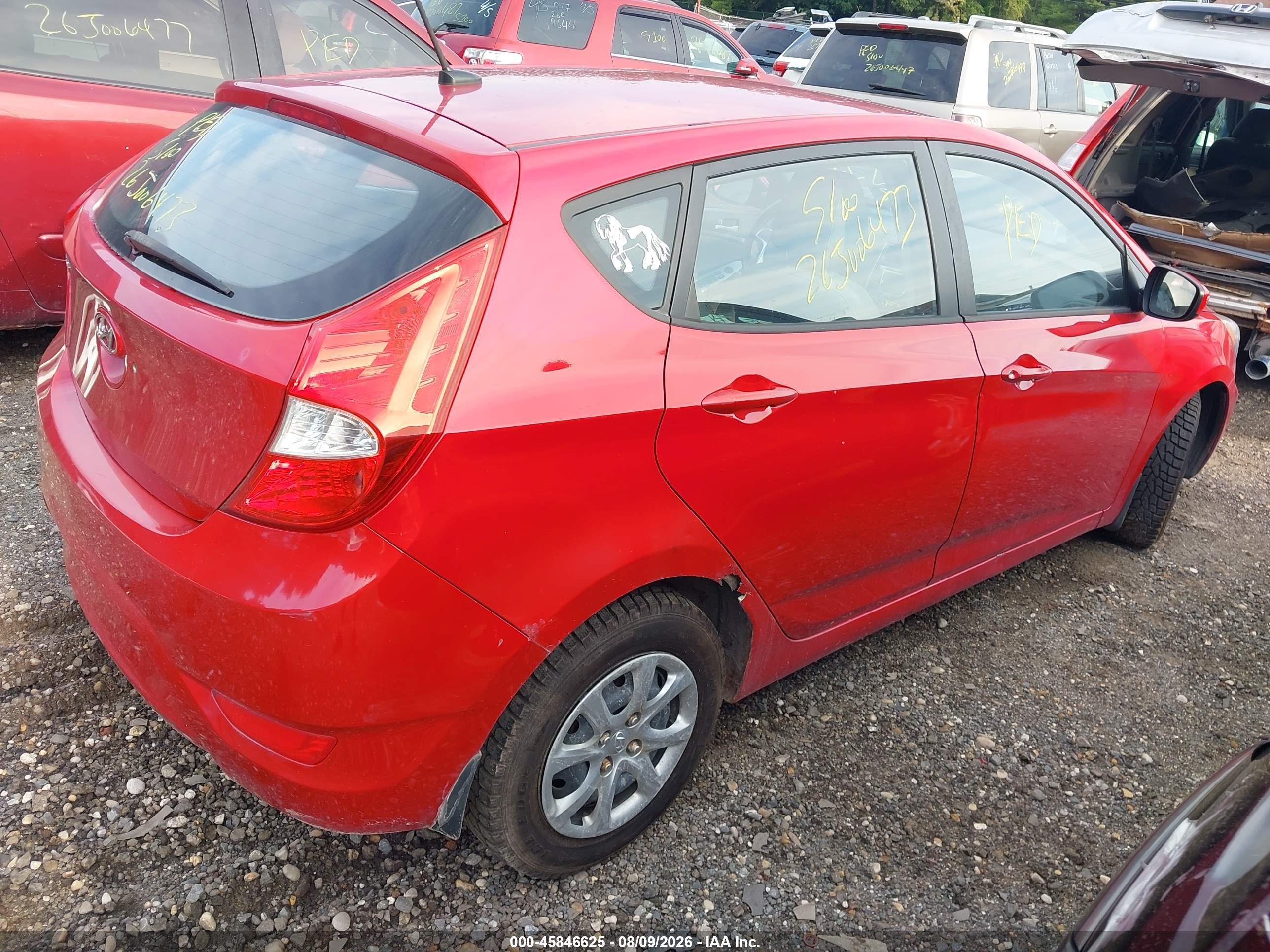 2013 Hyundai Accent Gs Красный vin: KMHCT5AE4DU082353
