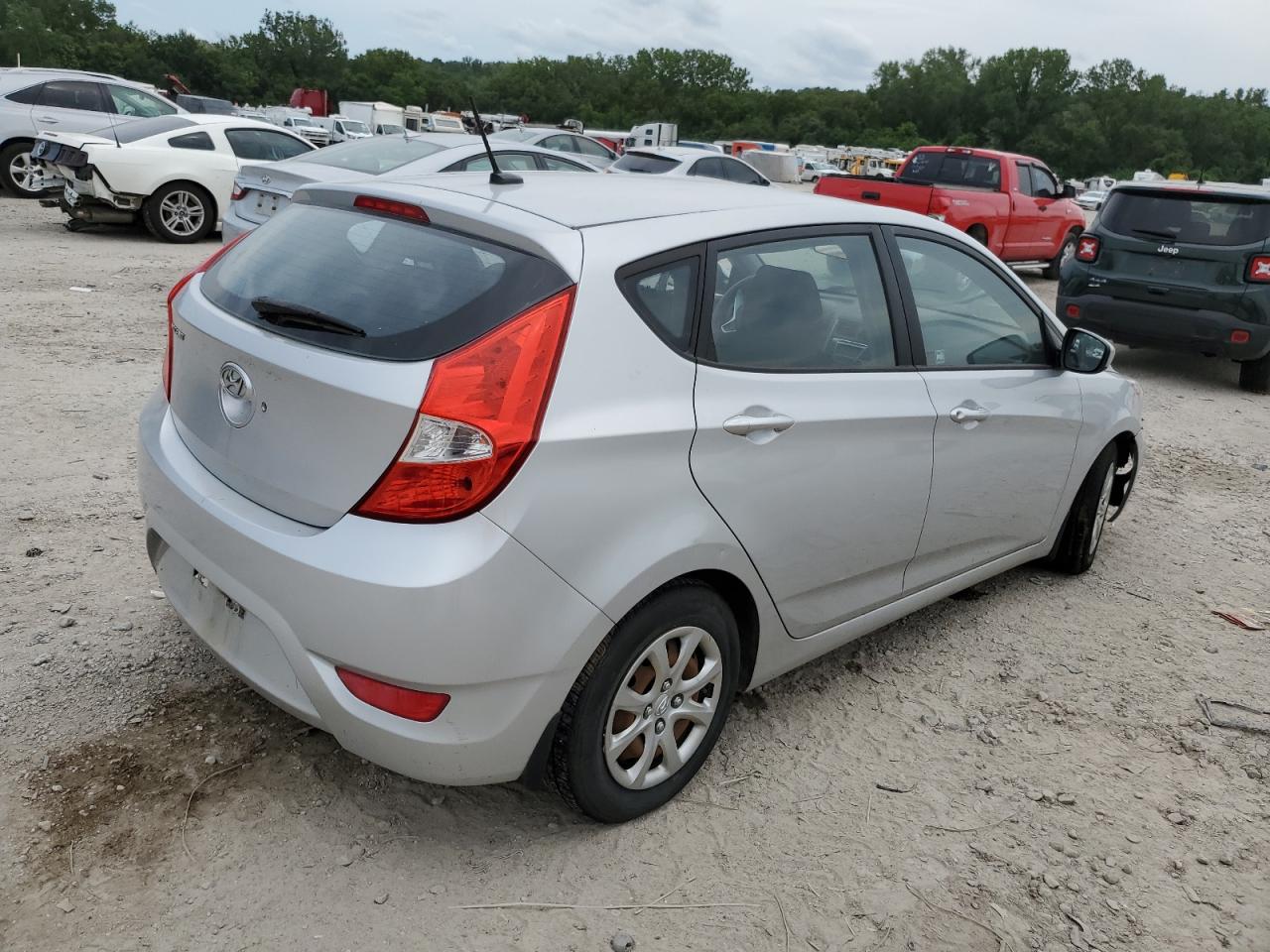 2013 Hyundai Accent Gs Silver vin: KMHCT5AE4DU089822