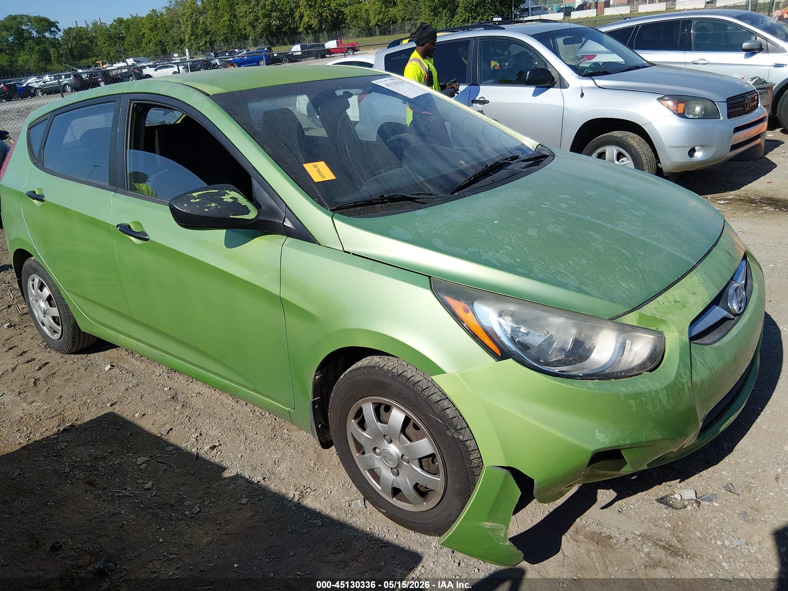 2013 Hyundai Accent Gs Green vin: KMHCT5AE4DU103072