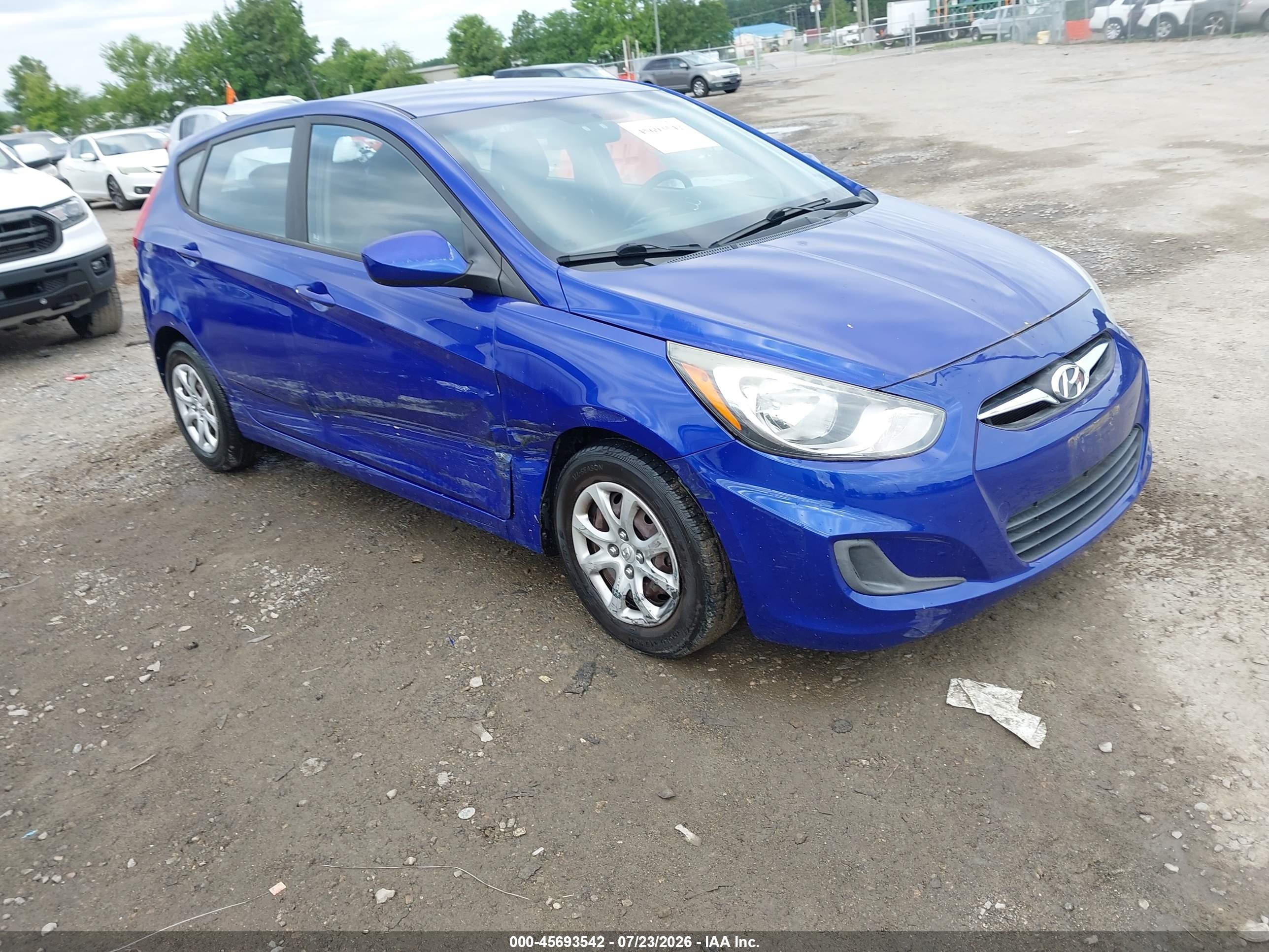2014 Hyundai Accent Gs Blue vin: KMHCT5AE4EU152967