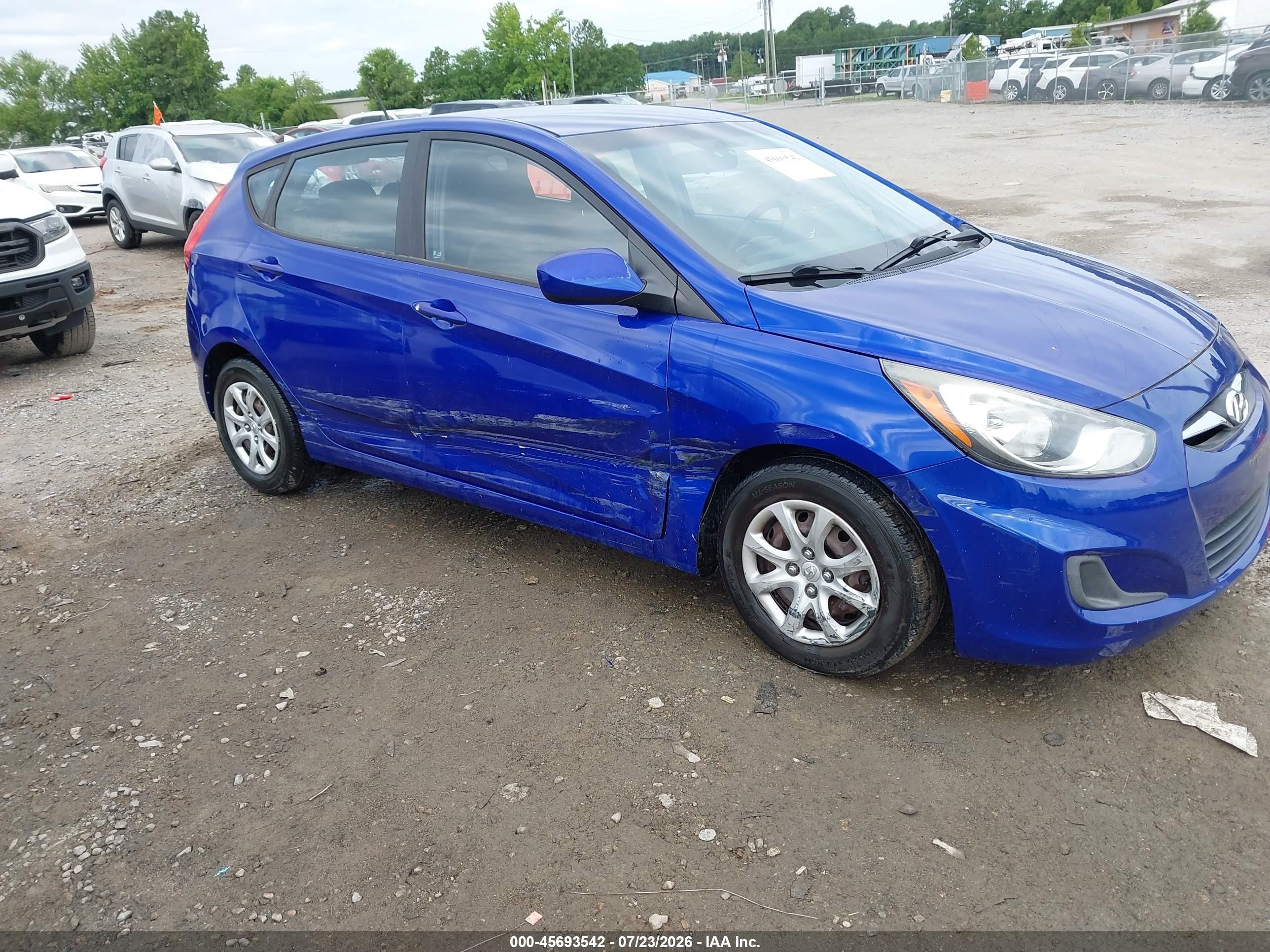2014 Hyundai Accent Gs Blue vin: KMHCT5AE4EU152967
