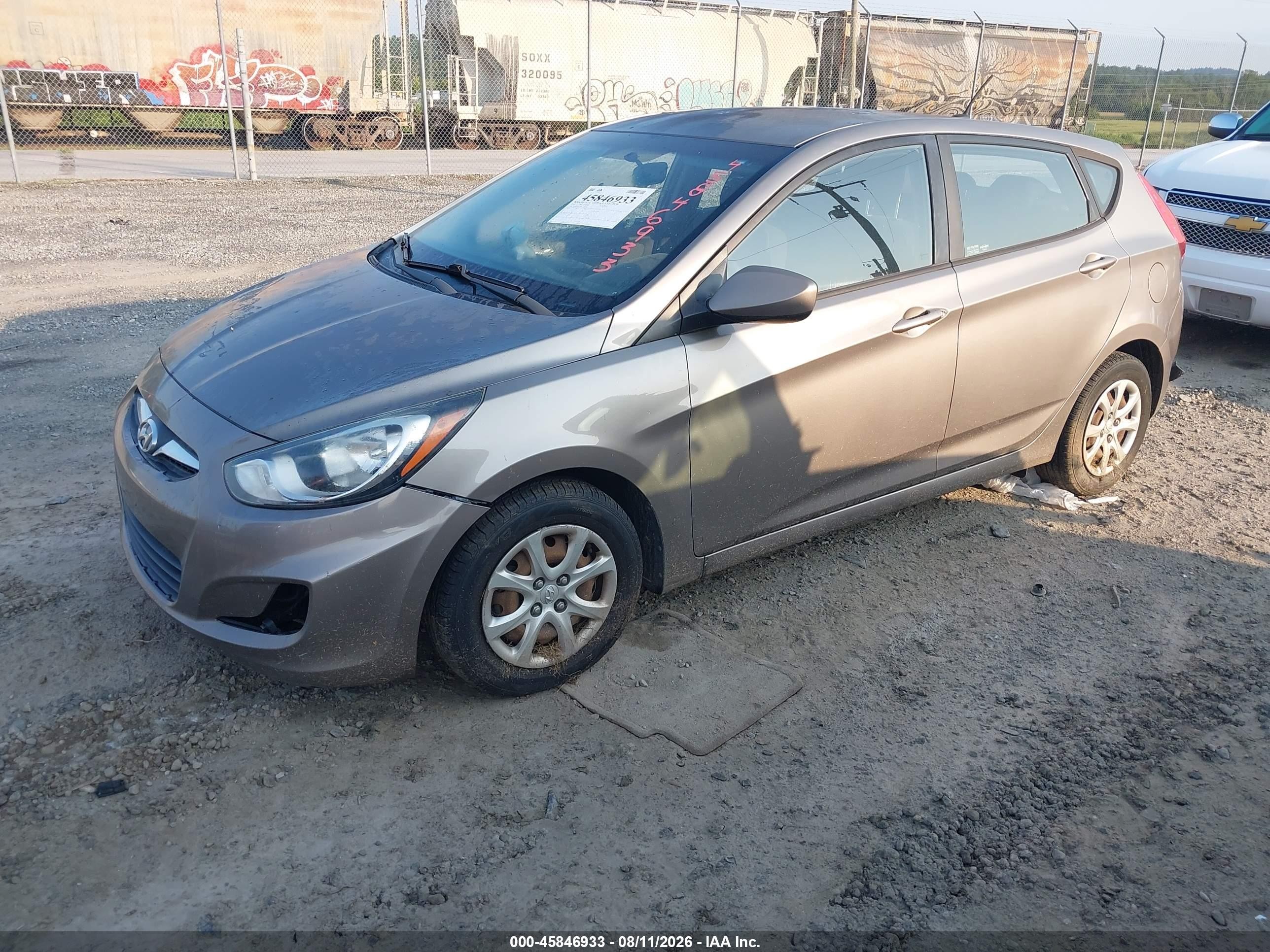 2014 Hyundai Accent Gs Silver vin: KMHCT5AE4EU154184