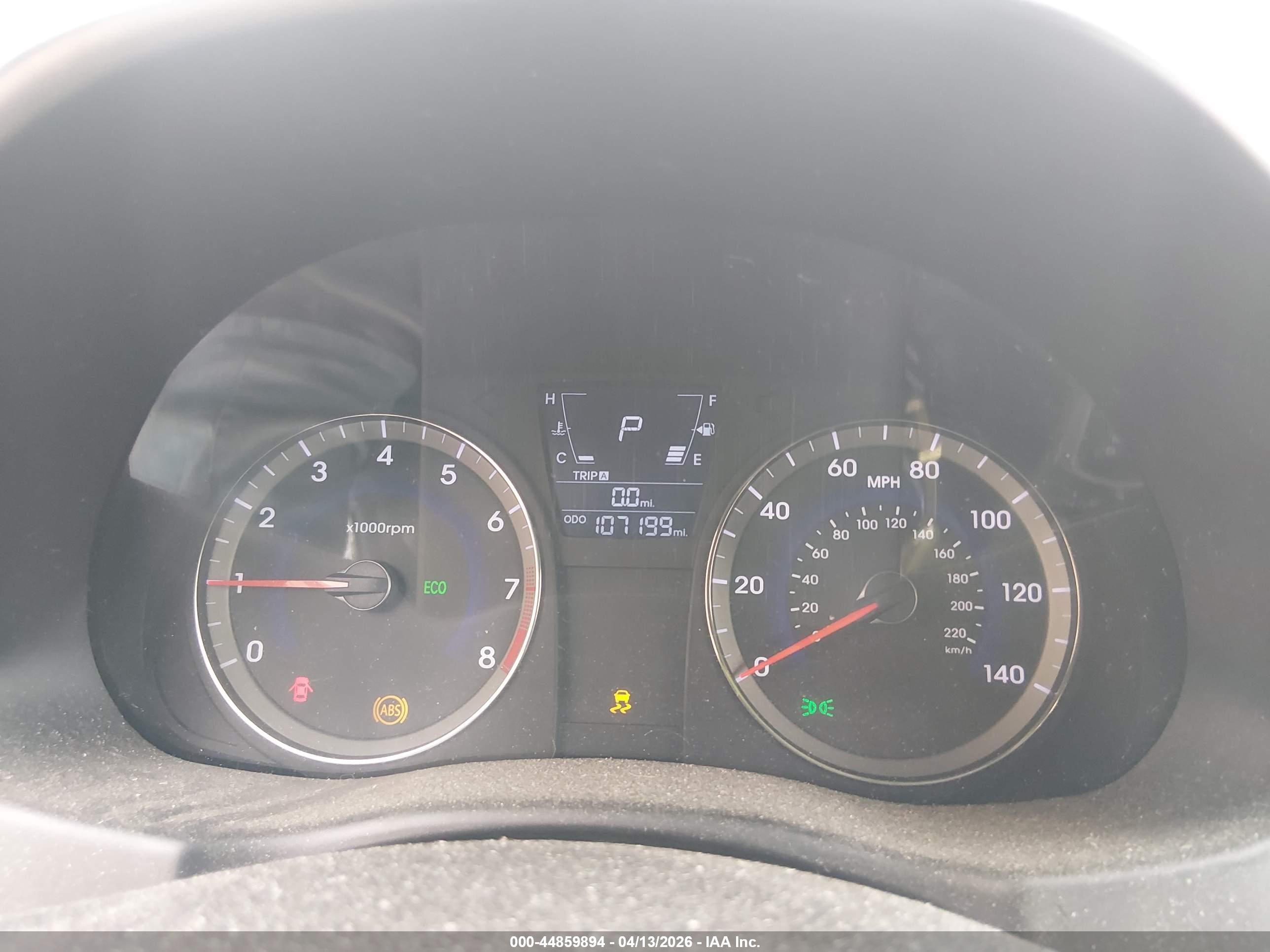 2014 Hyundai Accent Gs Silver vin: KMHCT5AE4EU173172