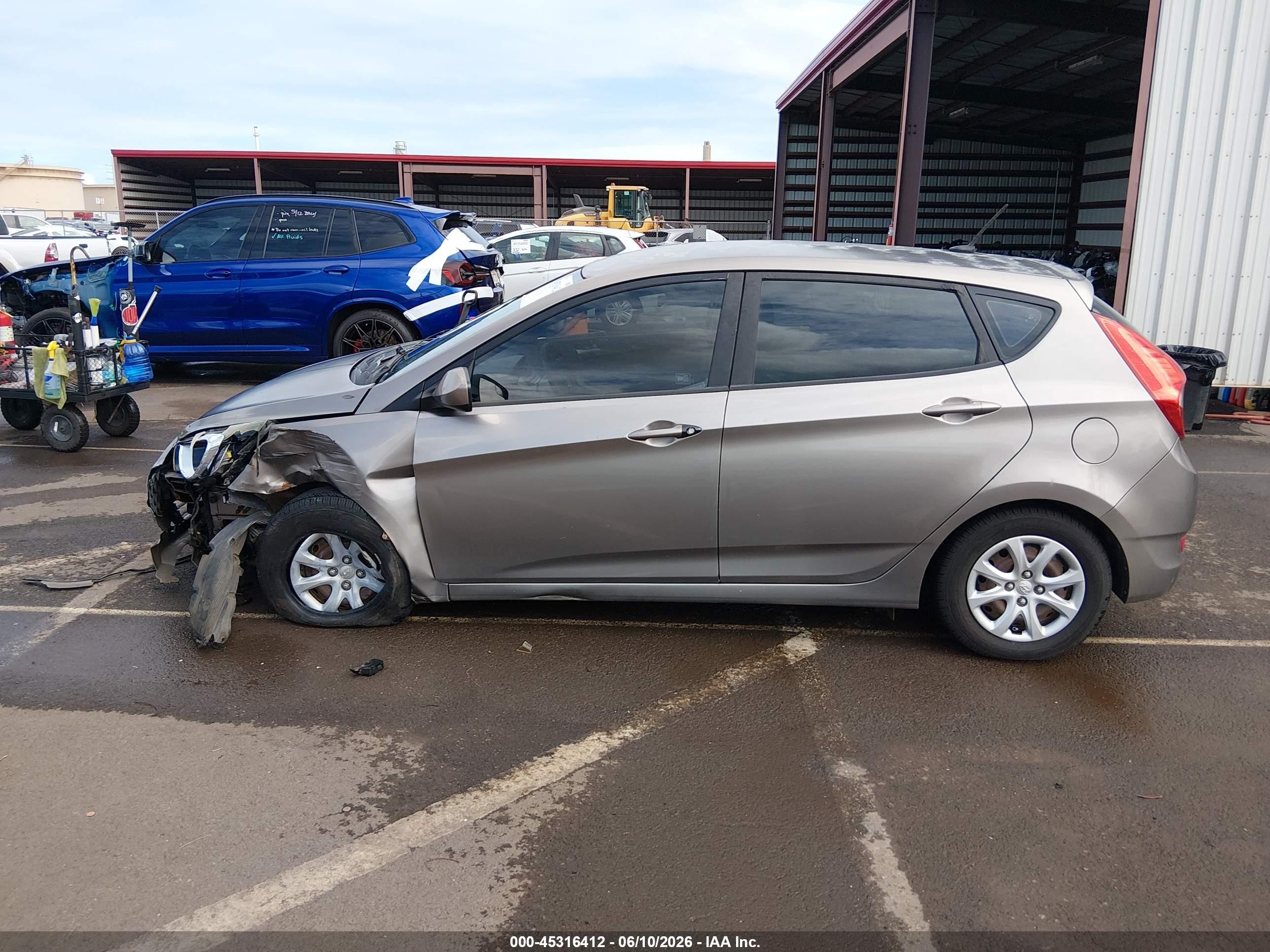 2014 Hyundai Accent Gs Коричневый vin: KMHCT5AE4EU181420