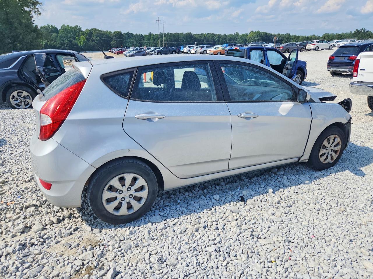 2015 Hyundai Accent Gs Silver vin: KMHCT5AE4FU204681