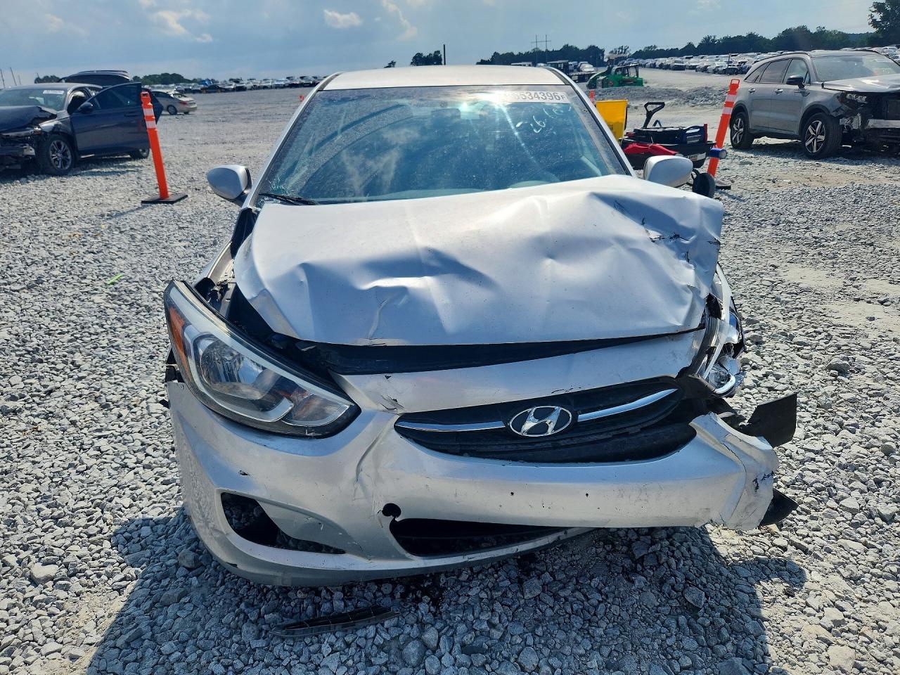 2015 Hyundai Accent Gs Silver vin: KMHCT5AE4FU204681