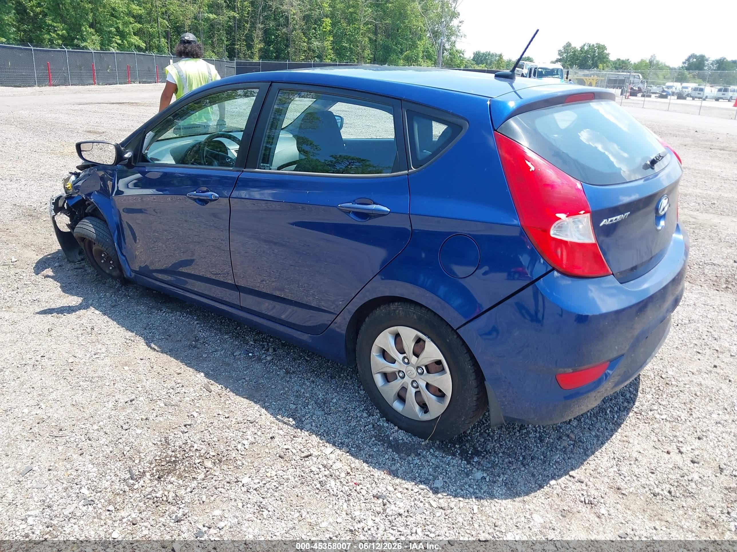2015 Hyundai Accent Gs Blue vin: KMHCT5AE4FU232156