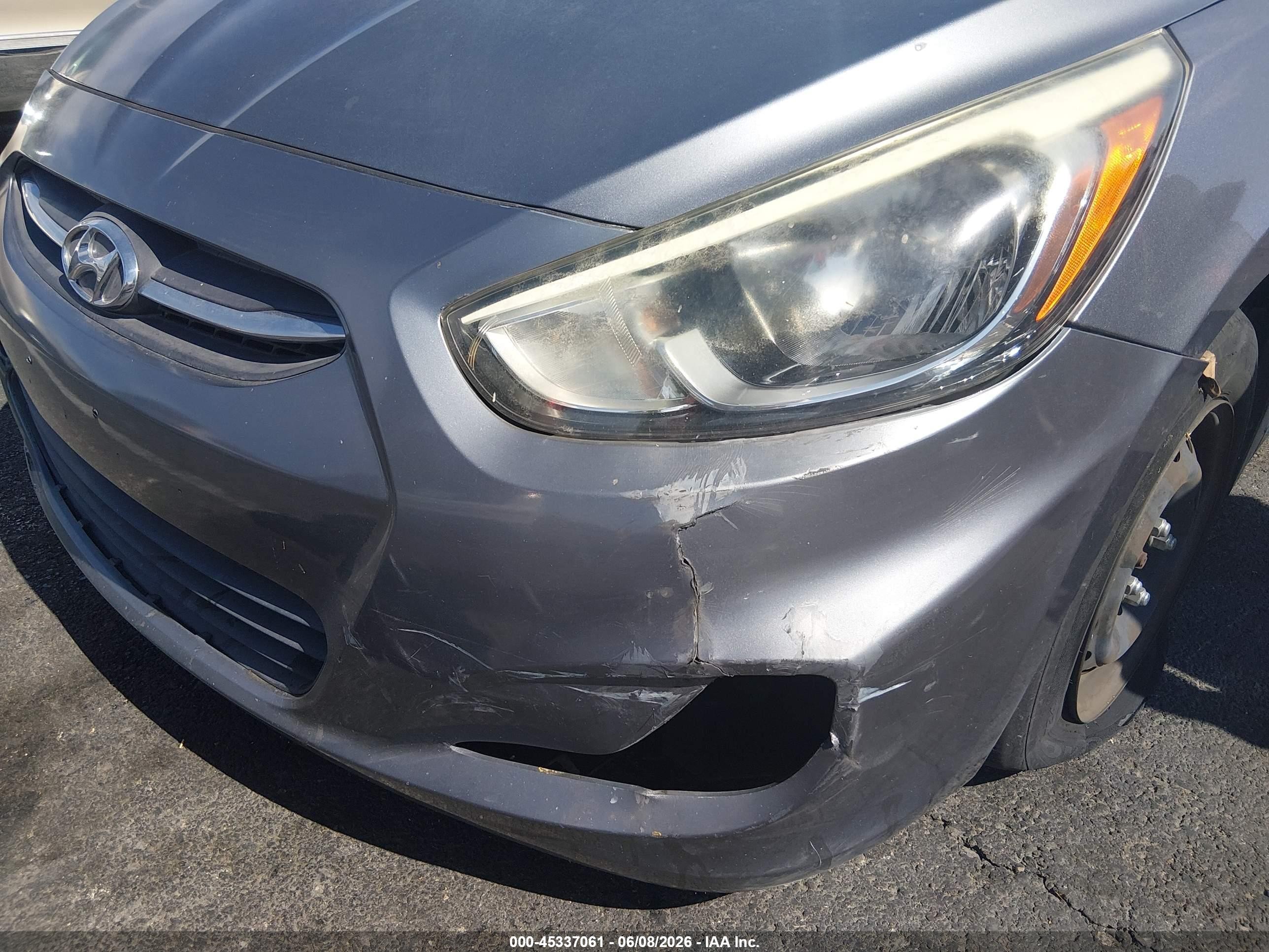 2016 Hyundai Accent Se Gray vin: KMHCT5AE4GU255230