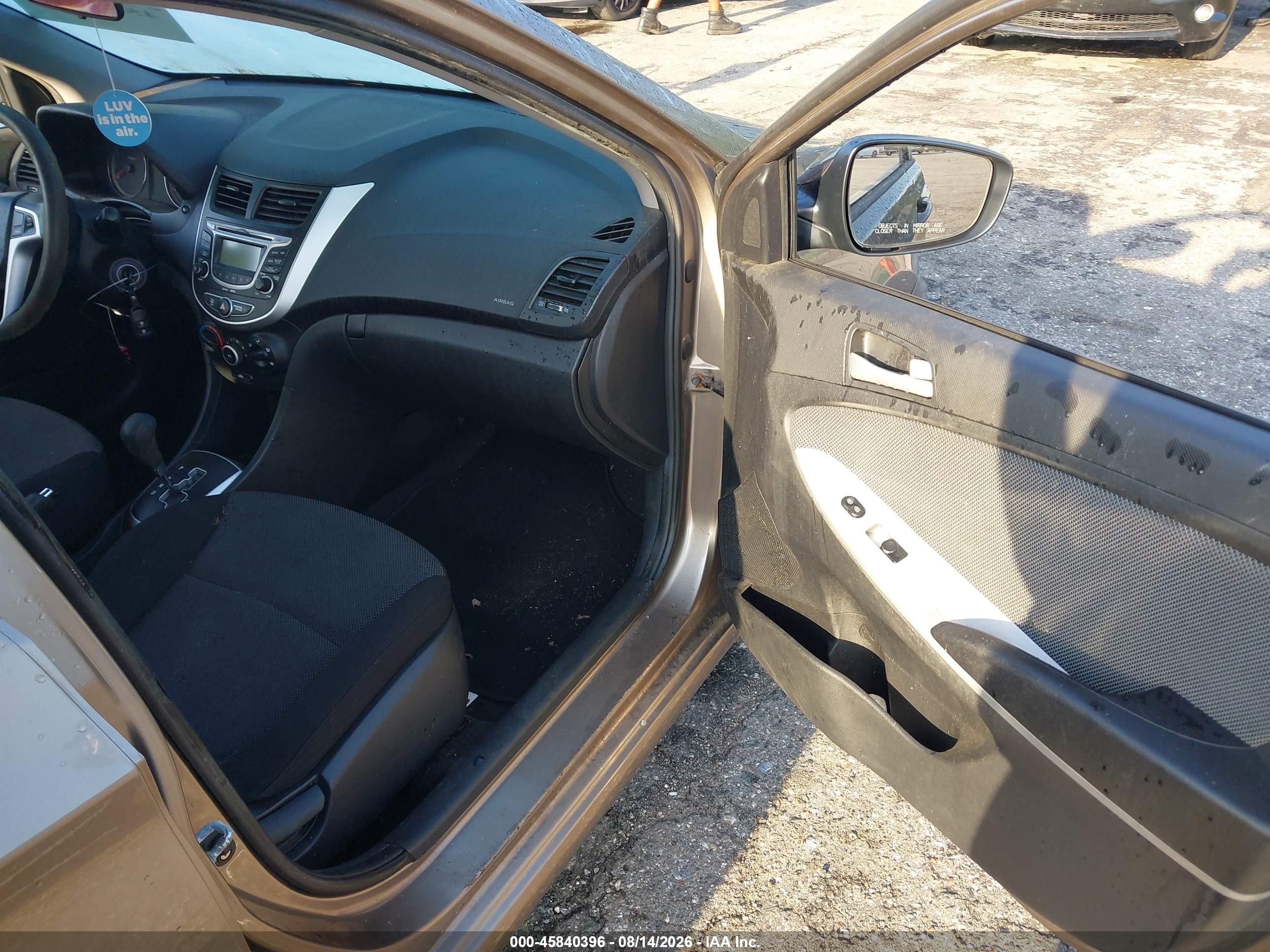 2012 Hyundai Accent Gs Золотой vin: KMHCT5AE5CU015694