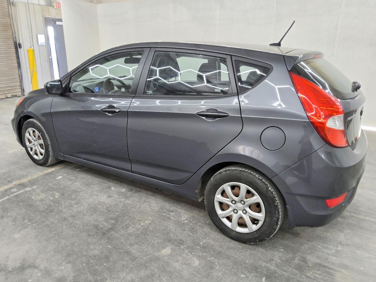 2012 Hyundai Accent Gs Серый vin: KMHCT5AE5CU015923