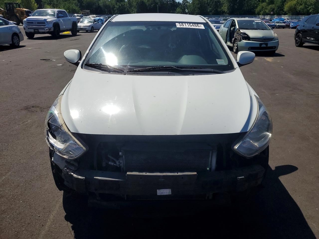 2013 Hyundai Accent Gs Белый vin: KMHCT5AE5DU063553