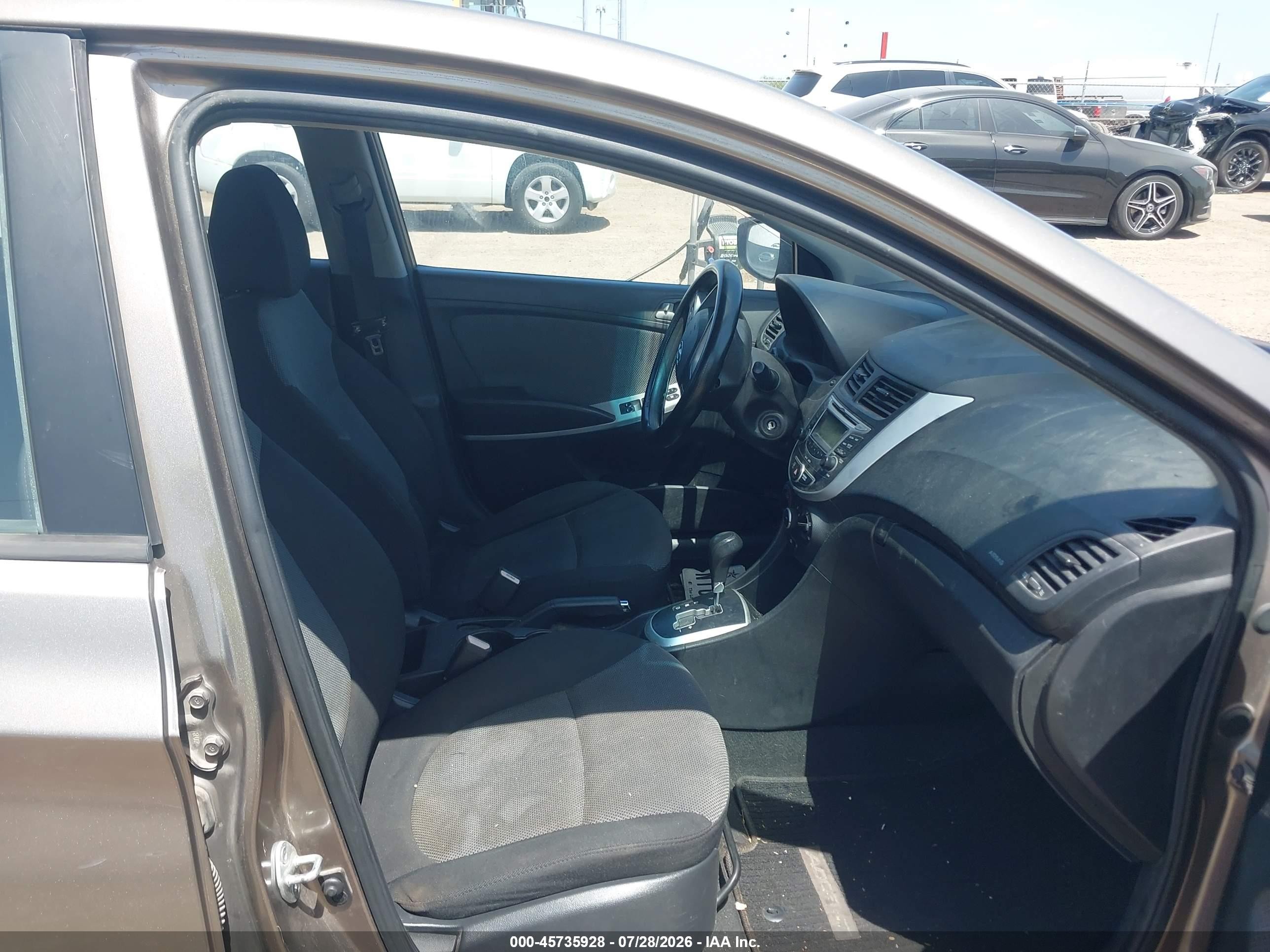 2013 Hyundai Accent Gs Gray vin: KMHCT5AE5DU083950