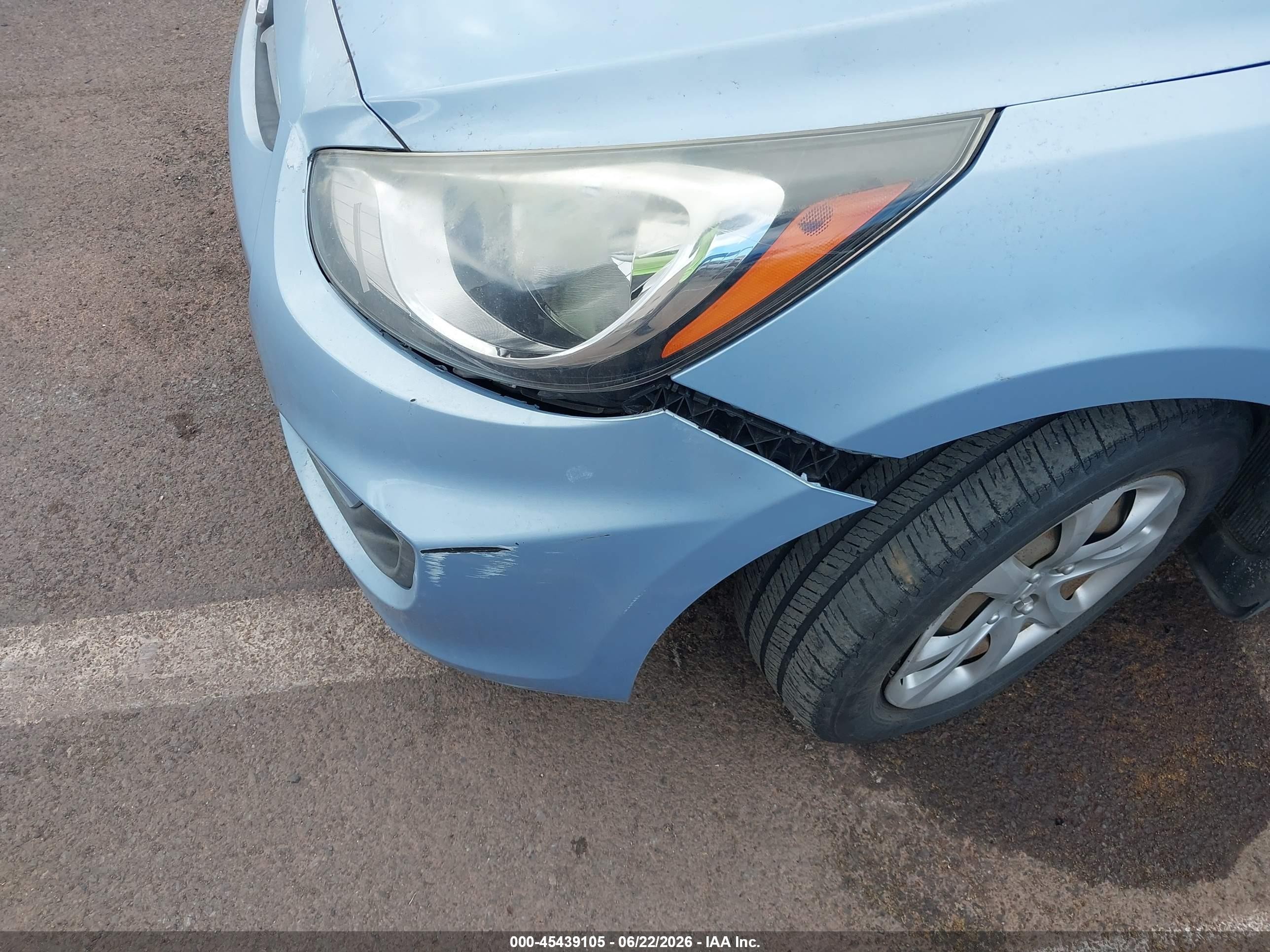 2013 Hyundai Accent Gs Light Blue vin: KMHCT5AE5DU137473