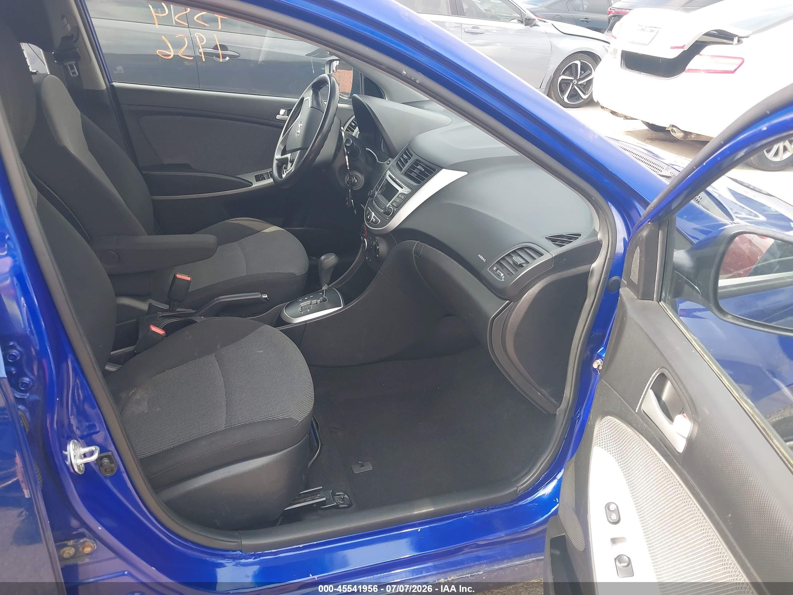 2014 Hyundai Accent Gs Blue vin: KMHCT5AE5EU148961