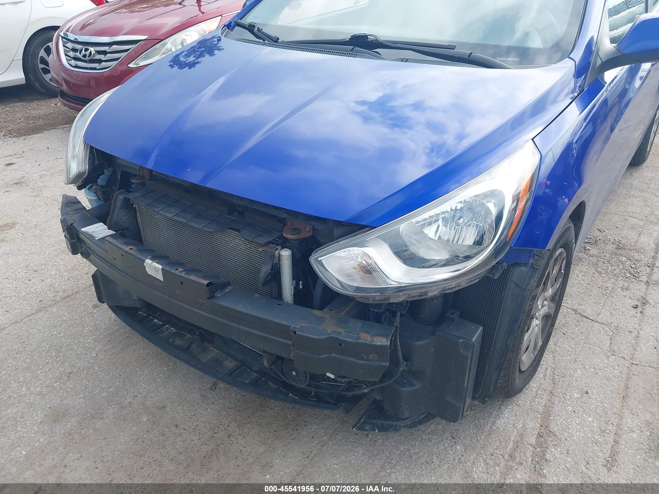 2014 Hyundai Accent Gs Blue vin: KMHCT5AE5EU148961