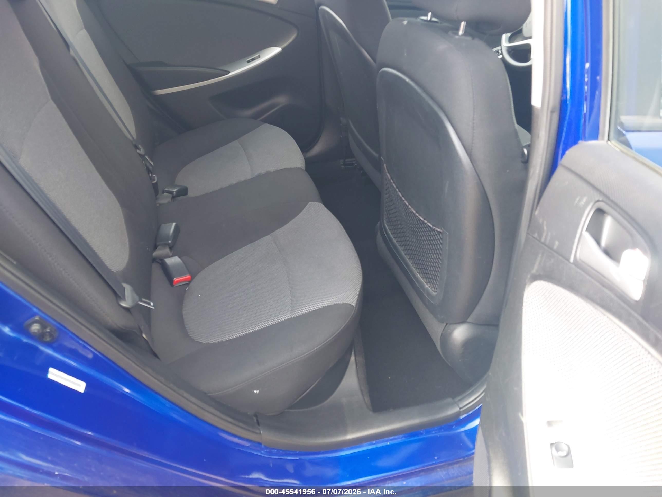 2014 Hyundai Accent Gs Blue vin: KMHCT5AE5EU148961