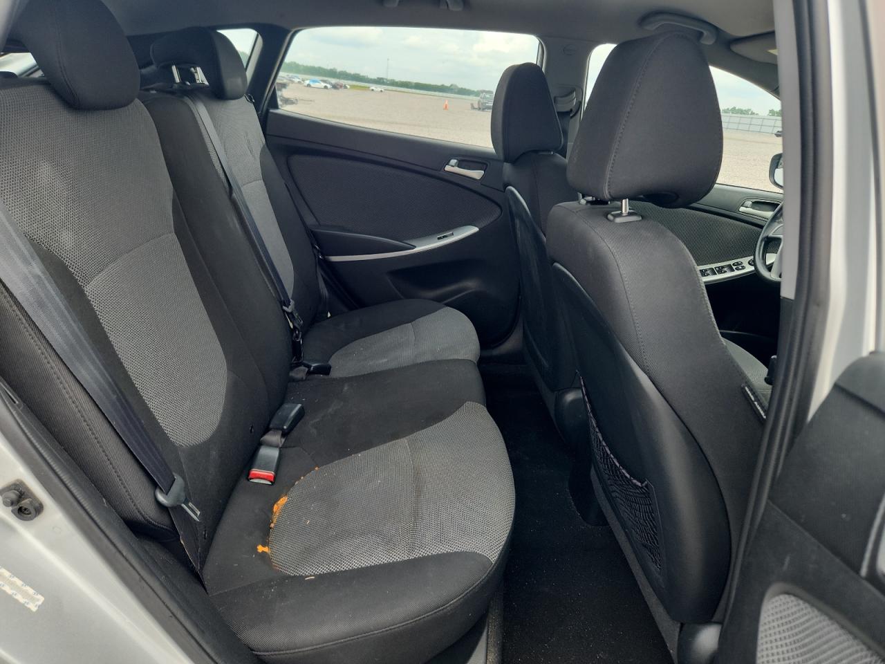 2014 Hyundai Accent Gs Silver vin: KMHCT5AE5EU172936