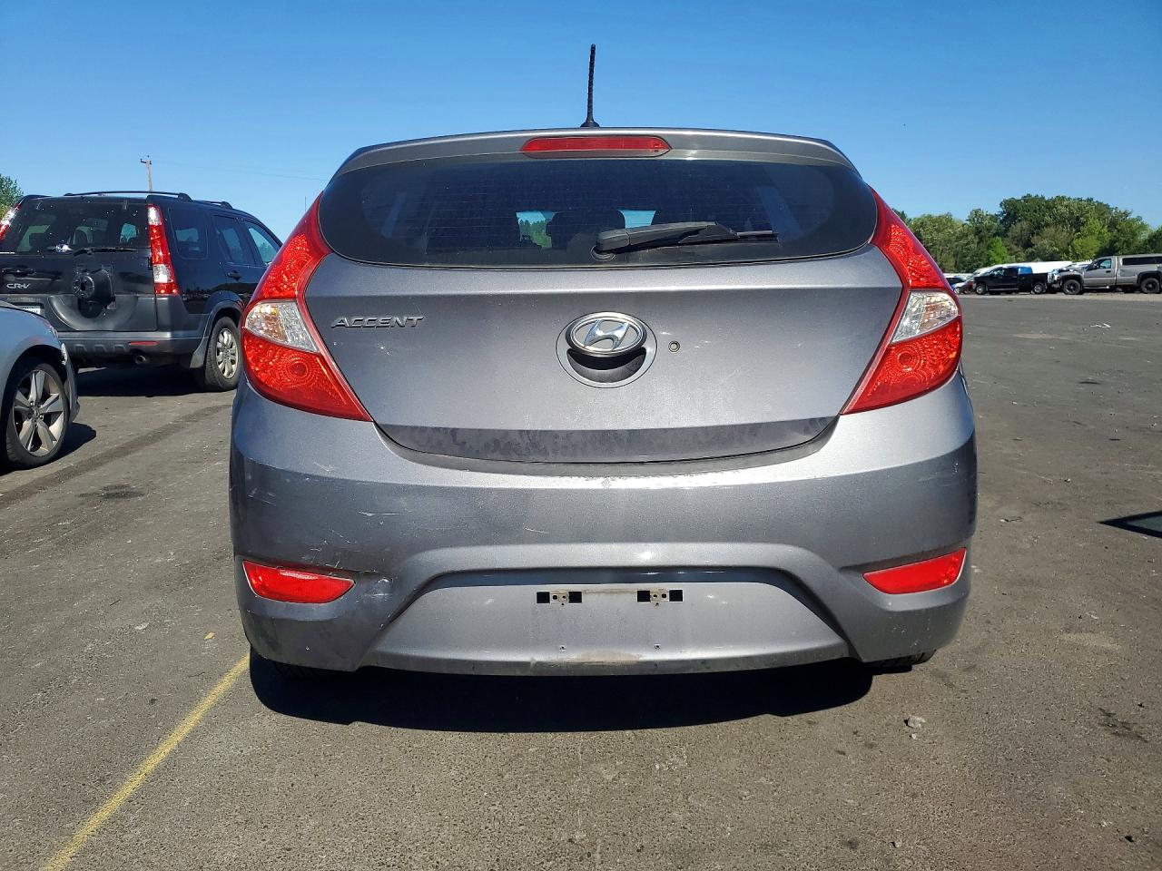 2014 Hyundai Accent Gs Gray vin: KMHCT5AE5EU192927