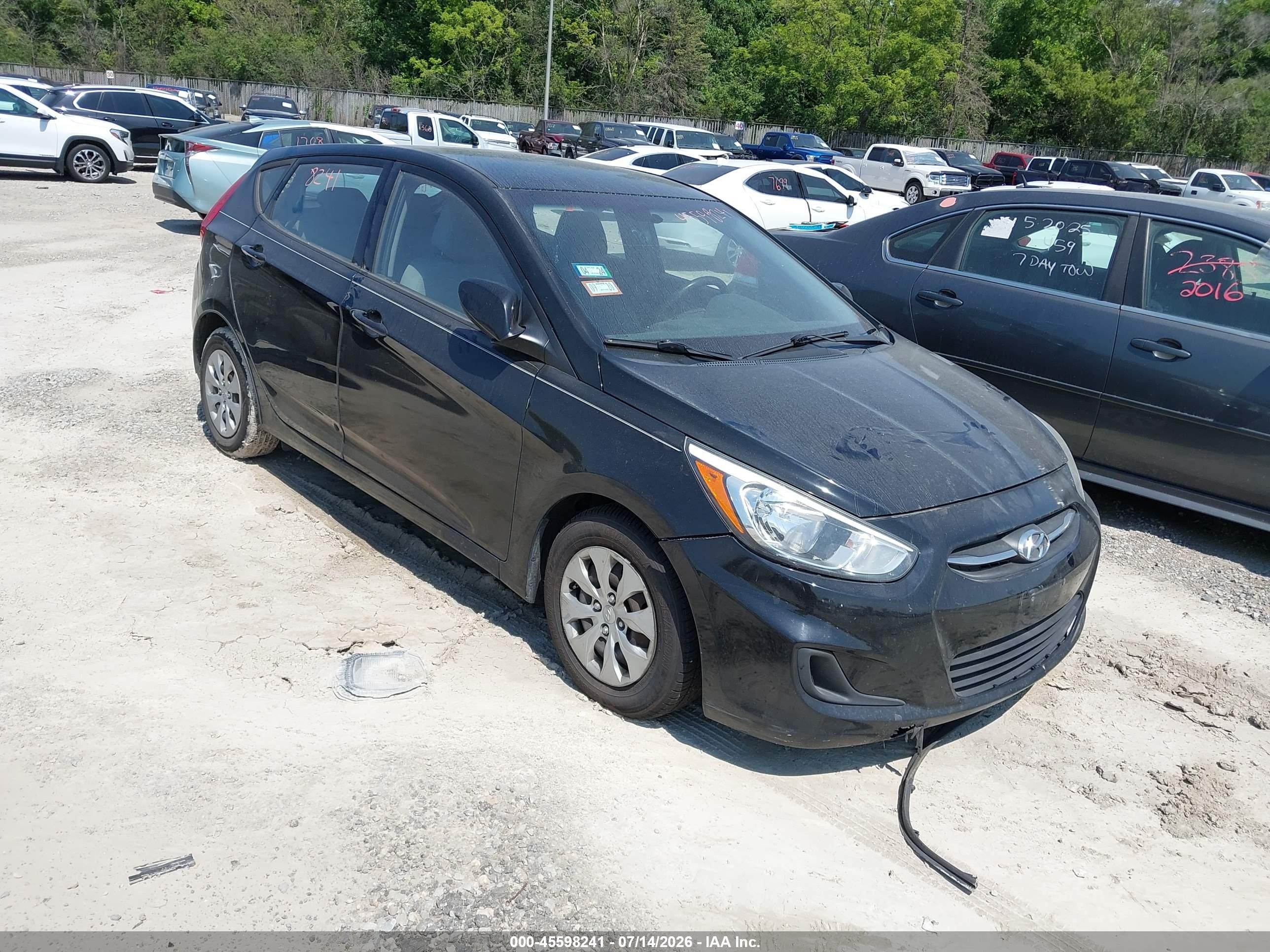 2015 Hyundai Accent Gs Черный vin: KMHCT5AE5FU205970