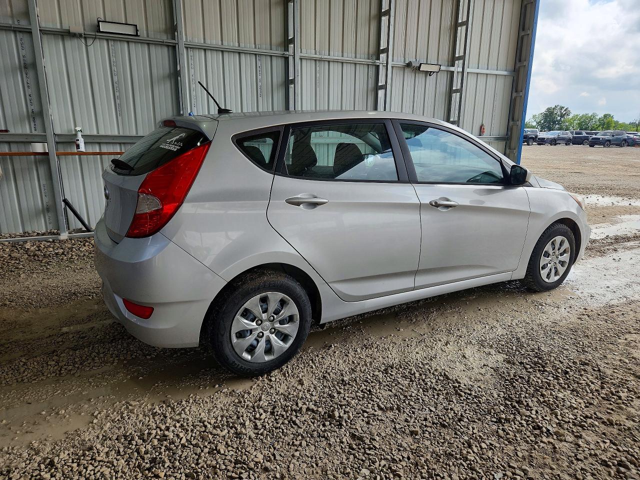 2015 Hyundai Accent Gs Silver vin: KMHCT5AE5FU219495